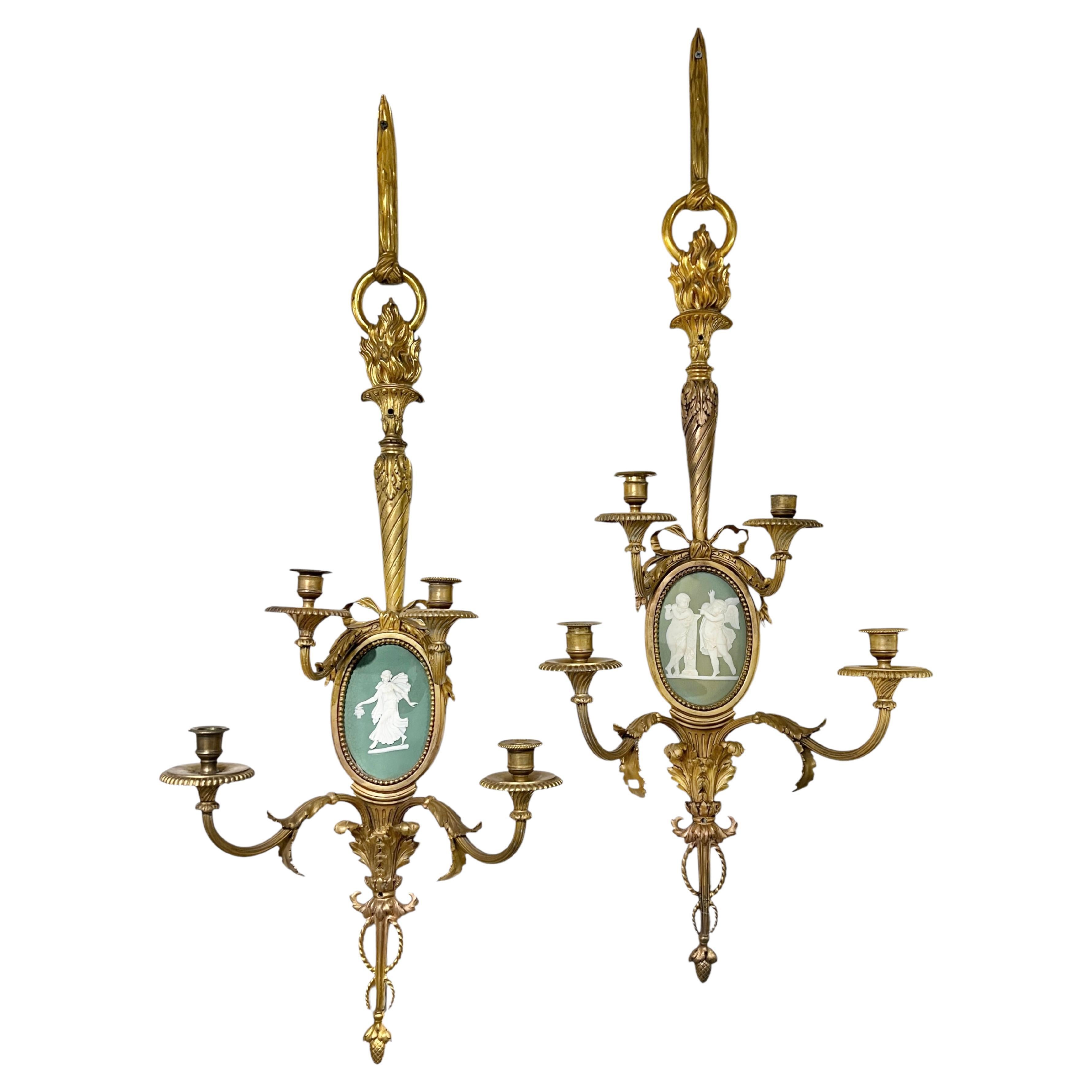 What is the difference between Jasperware and Wedgwood?