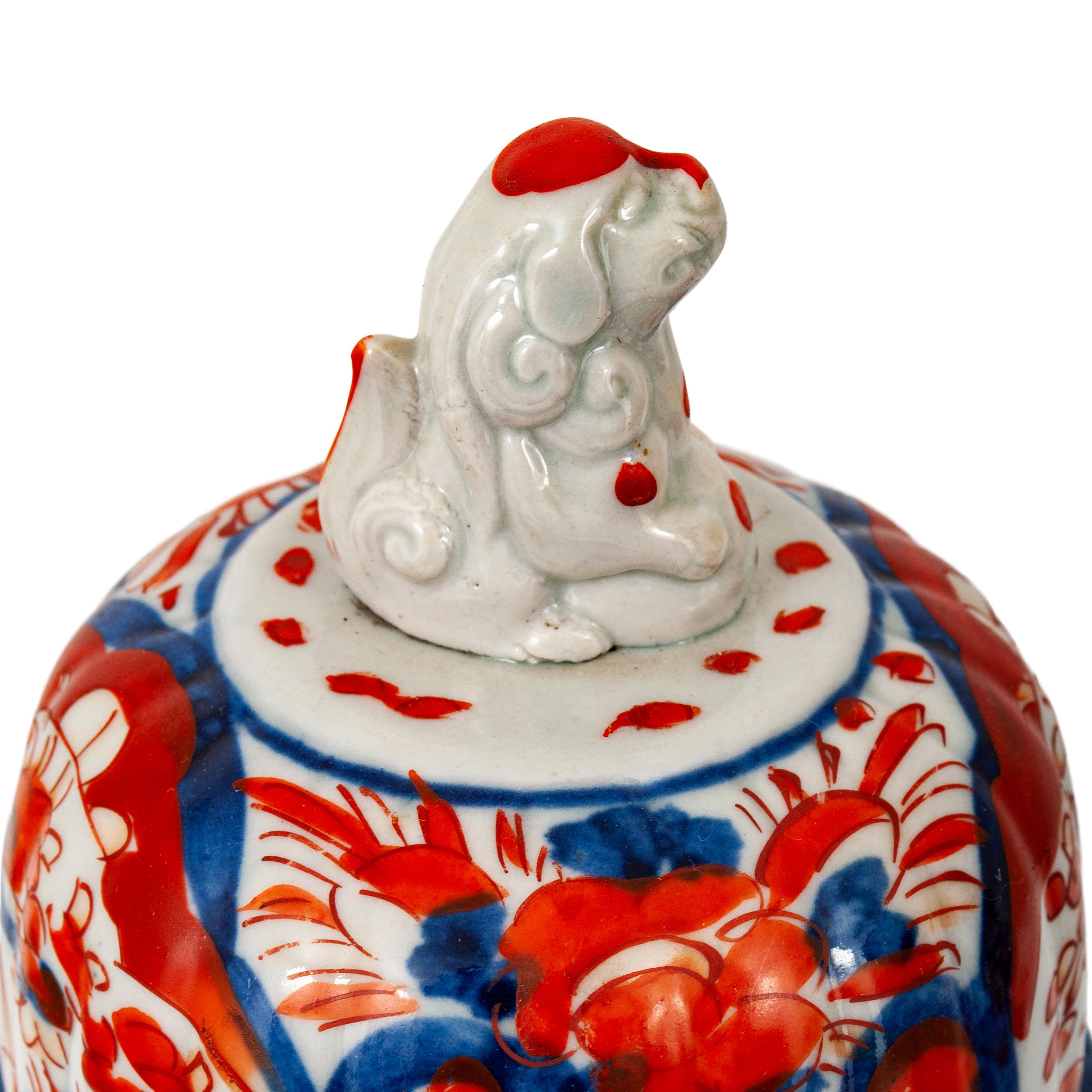 Pair Large Antique Japanese Meiji Period Porcelain Imari Lidded Jars Urns, 1880 For Sale 7