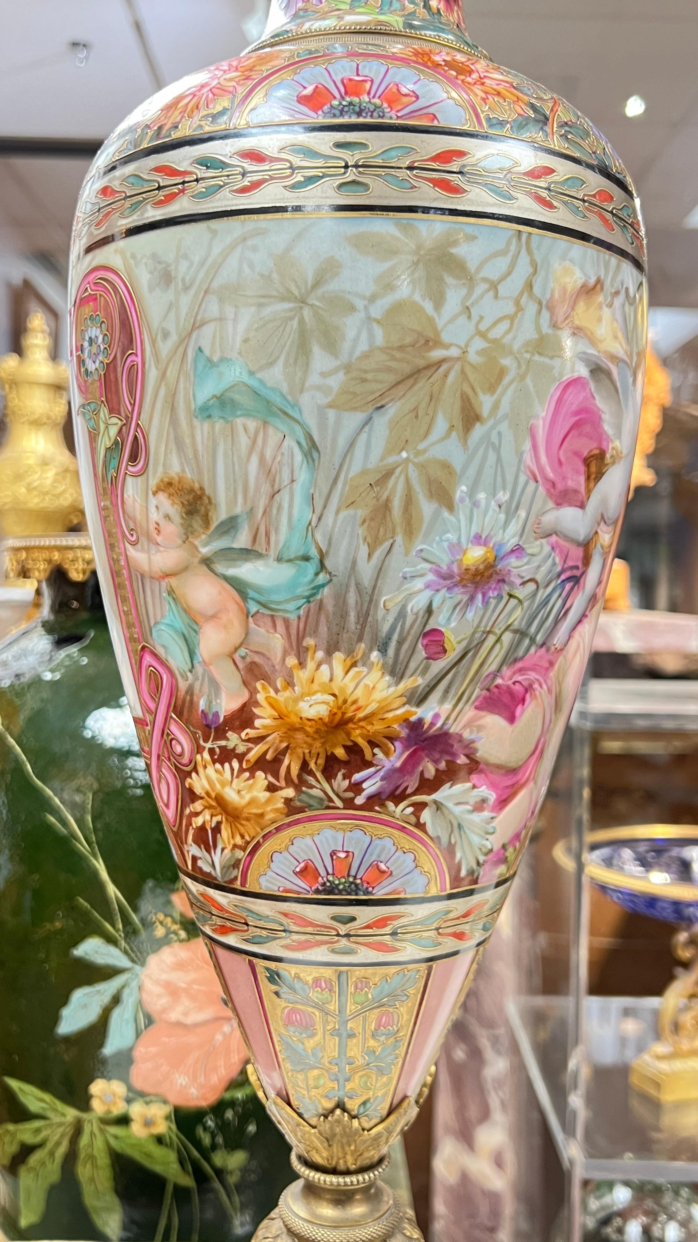 Paire de grands vases émaillés pseudo-cloisonnés de style Sèvres Art Nouveau en vente 8
