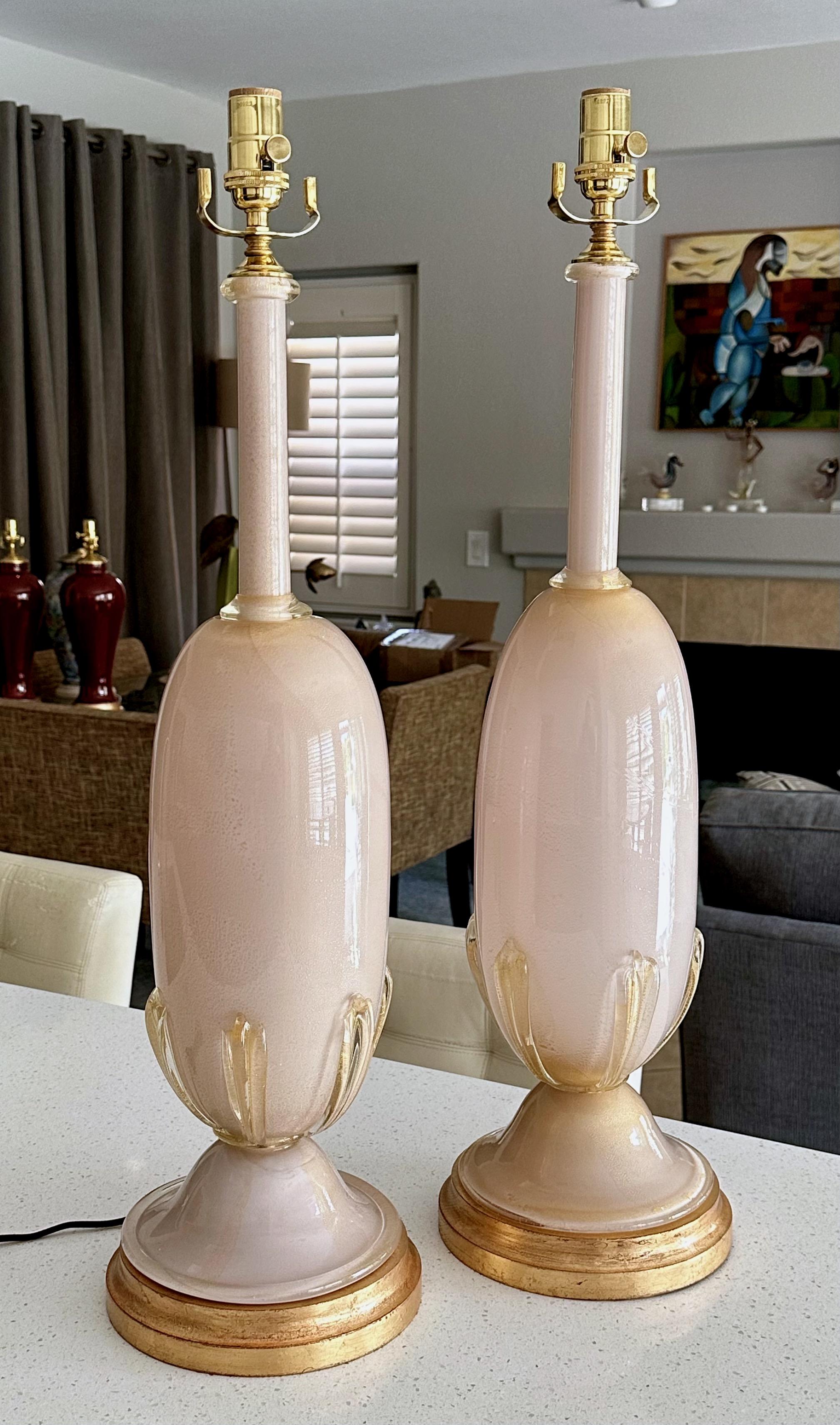 Pair Large Barovier Murano Pink & Gold Table Lamps In Good Condition For Sale In Palm Springs, CA