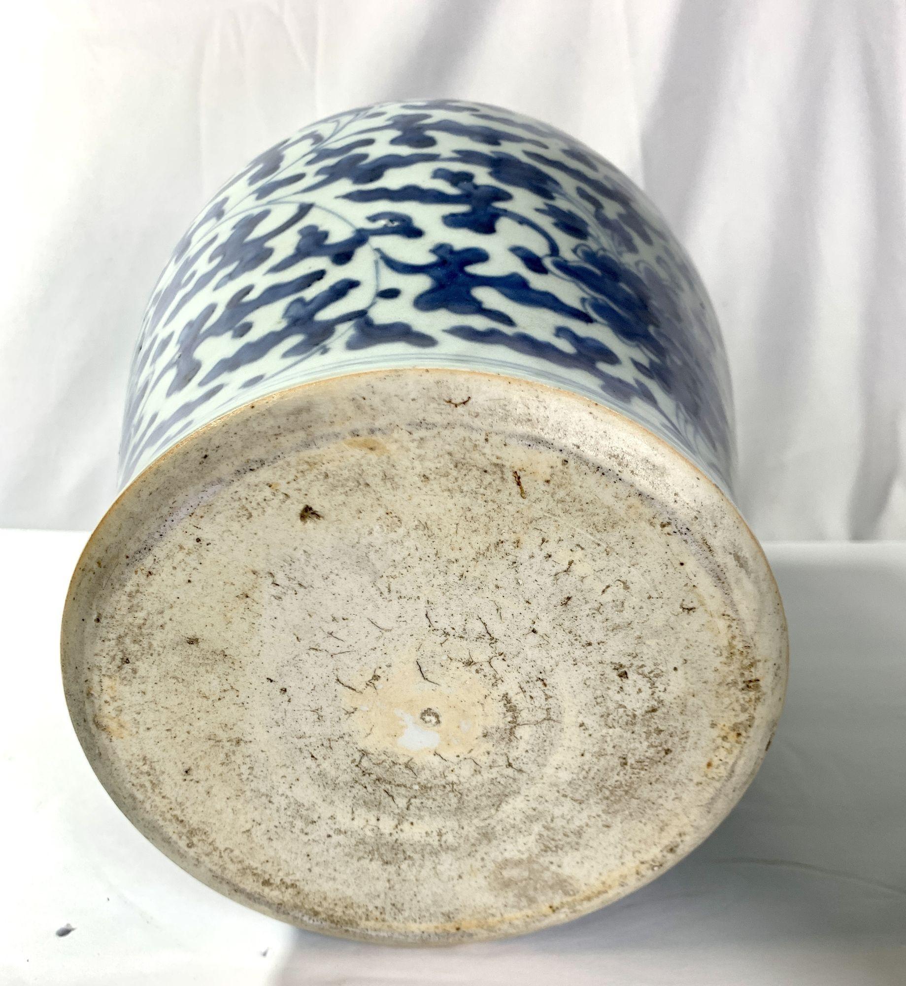Pair Large Blue and White Chinese Porcelain Jars Hand Painted Kangxi Era C-1700 2
