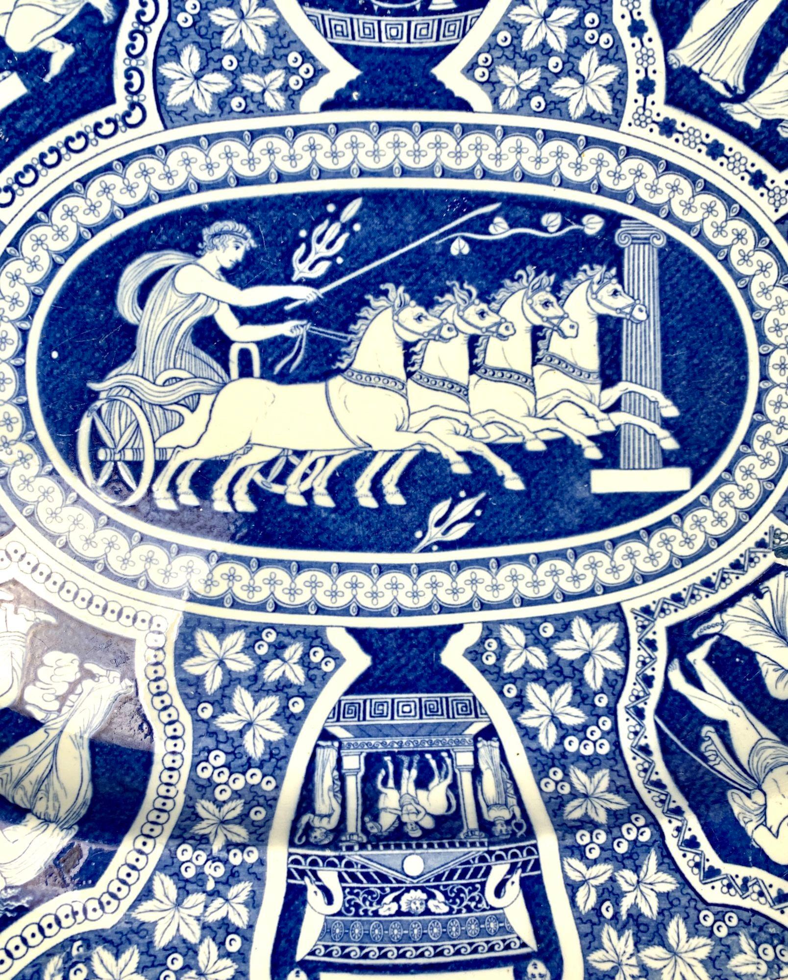 XIXe siècle Paire de grands plateaux grecs Spode bleus et blancs néoclassiques Angleterre C-1810 en vente
