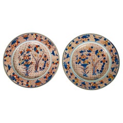 Pair Large Chinese Imari Porcelain Dishes Hand-Painted, Circa 1760