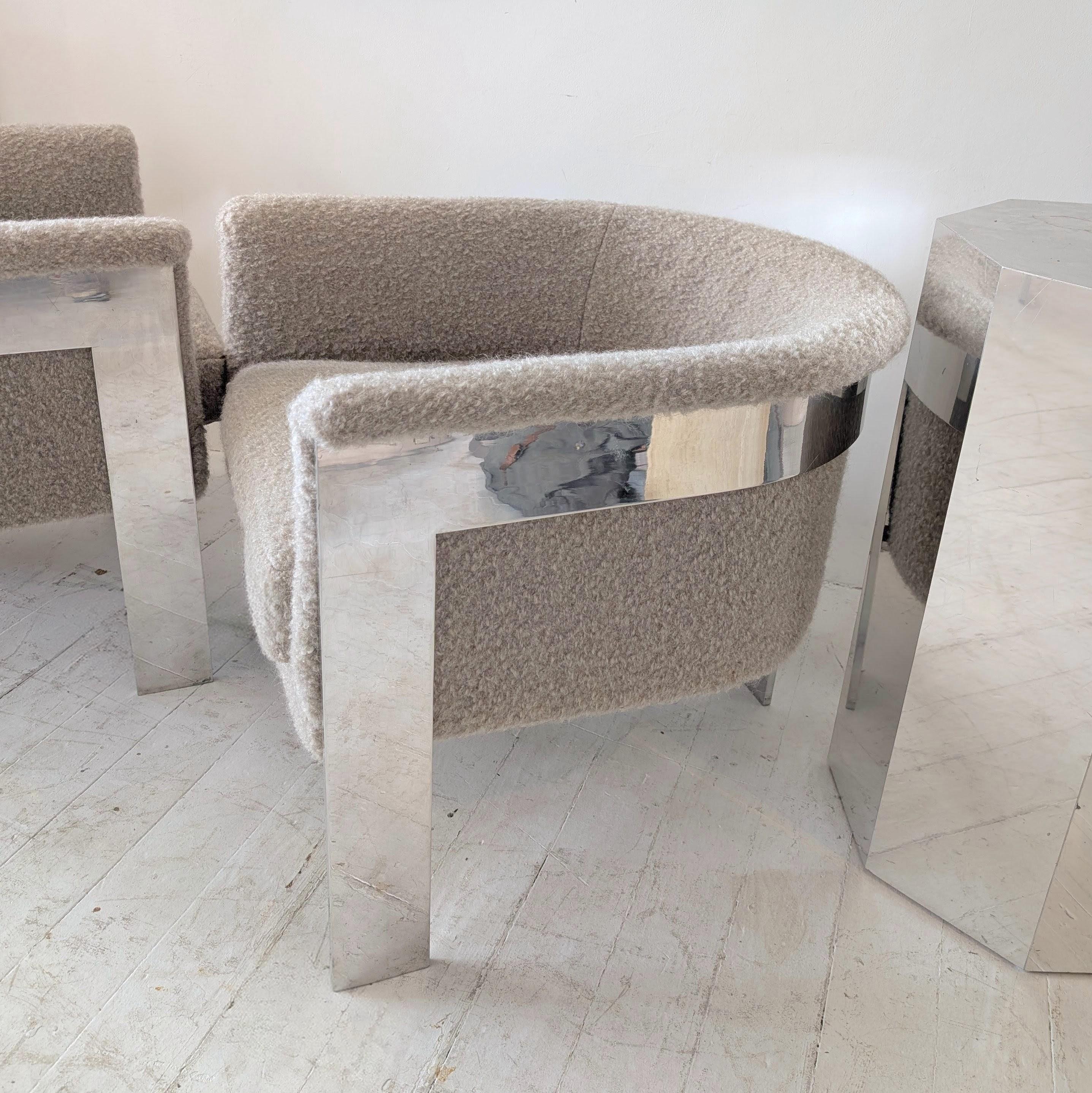 Paire de grands fauteuils de salon en acier chromé mohair boucle par Milo Baughman, USA 1970 en vente 5