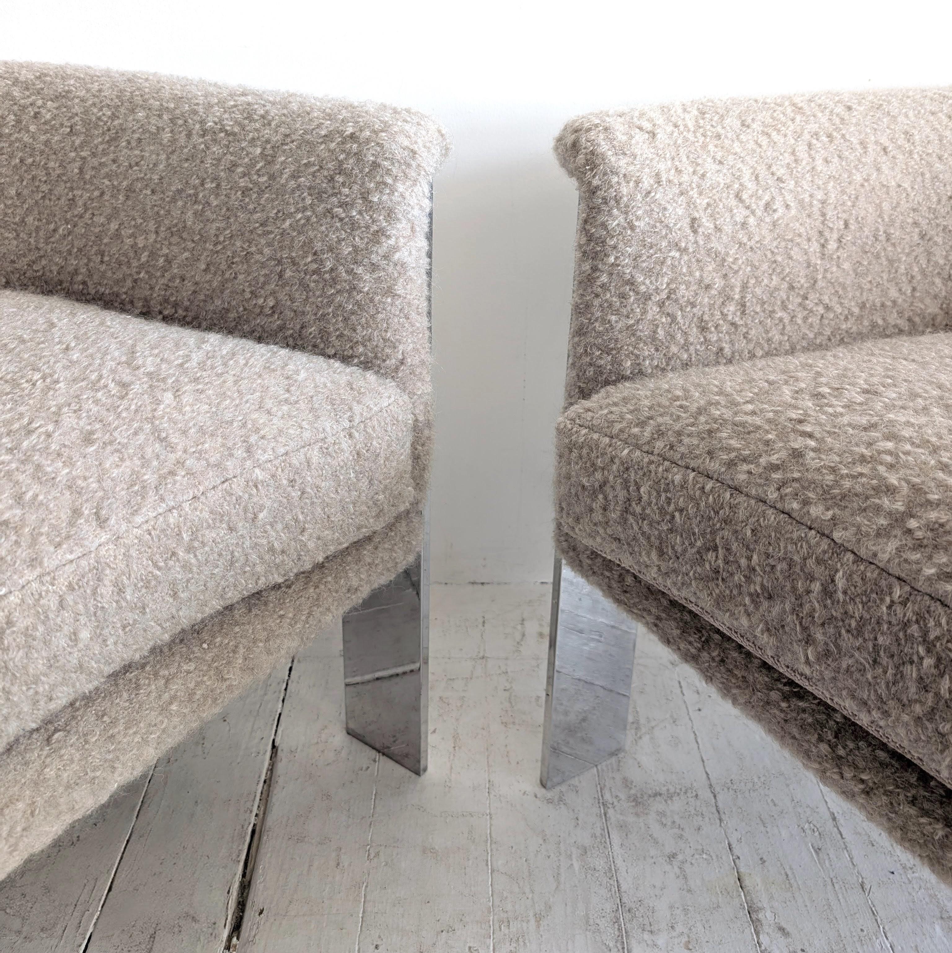 Paire de grands fauteuils de salon en acier chromé mohair boucle par Milo Baughman, USA 1970 en vente 8