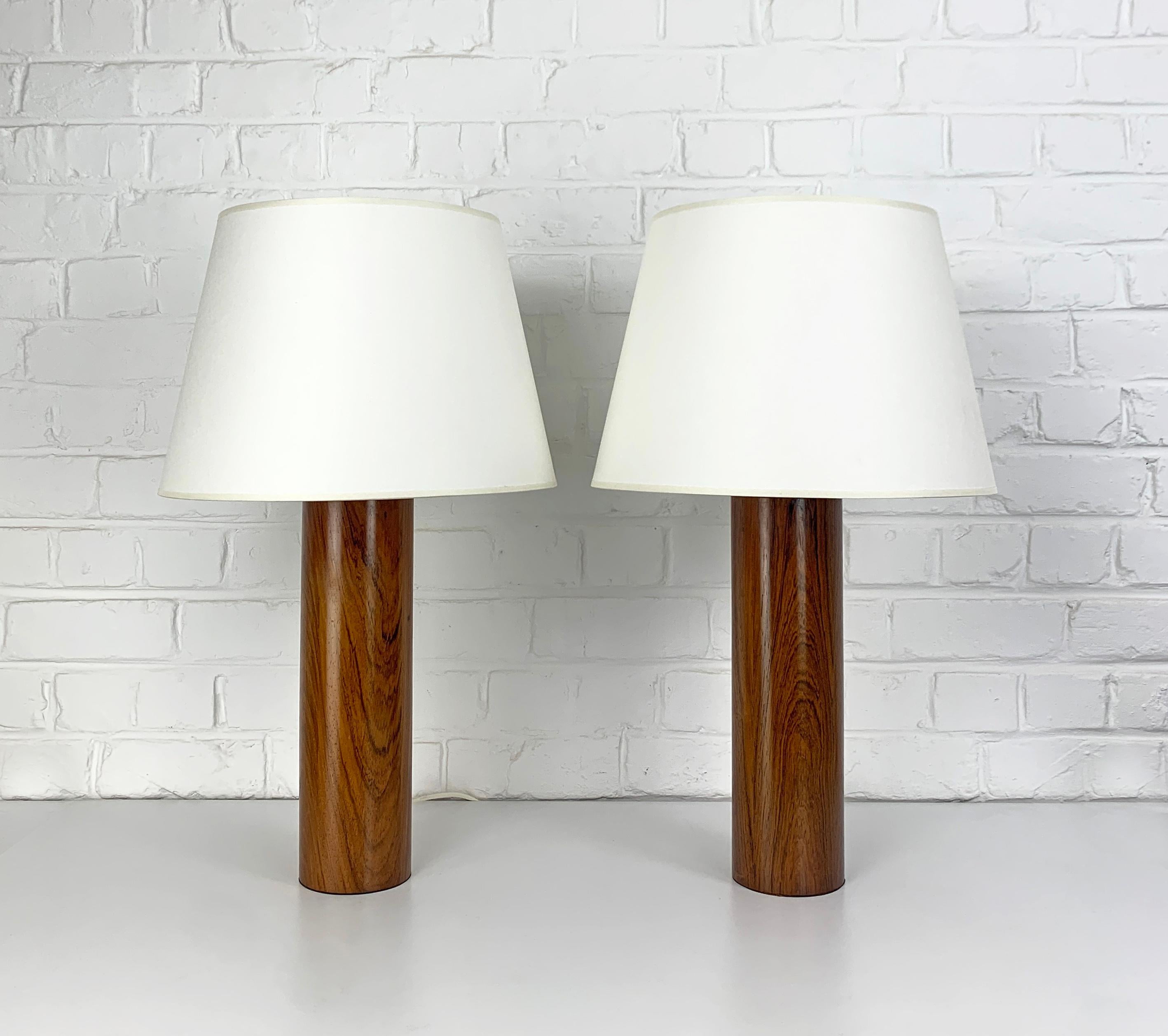 Teak Pair large cylindric wood Table Lamps by Uno & Östen Kristiansson, Luxus, Sweden For Sale