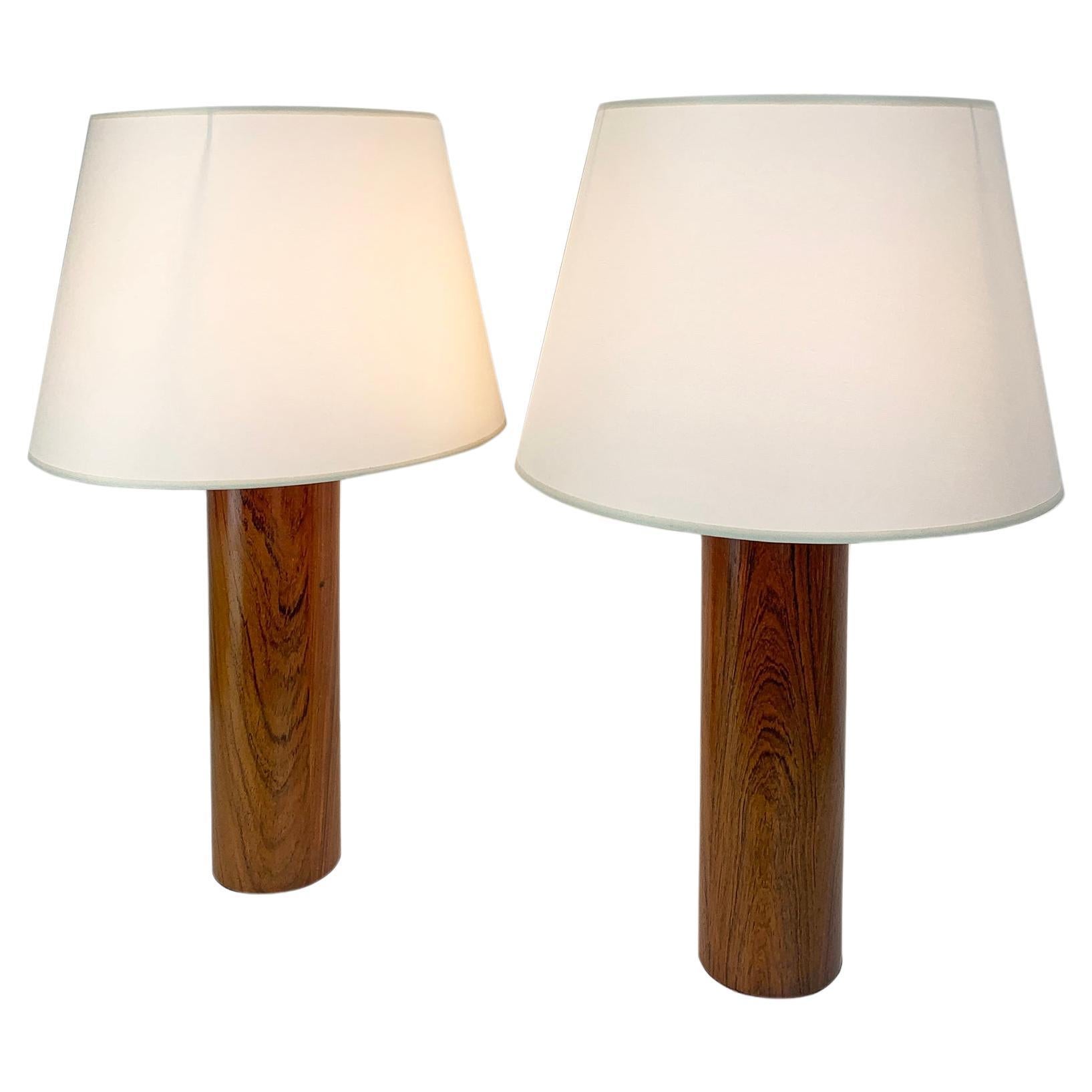 Pair large cylindric wood Table Lamps by Uno & Östen Kristiansson, Luxus, Sweden For Sale