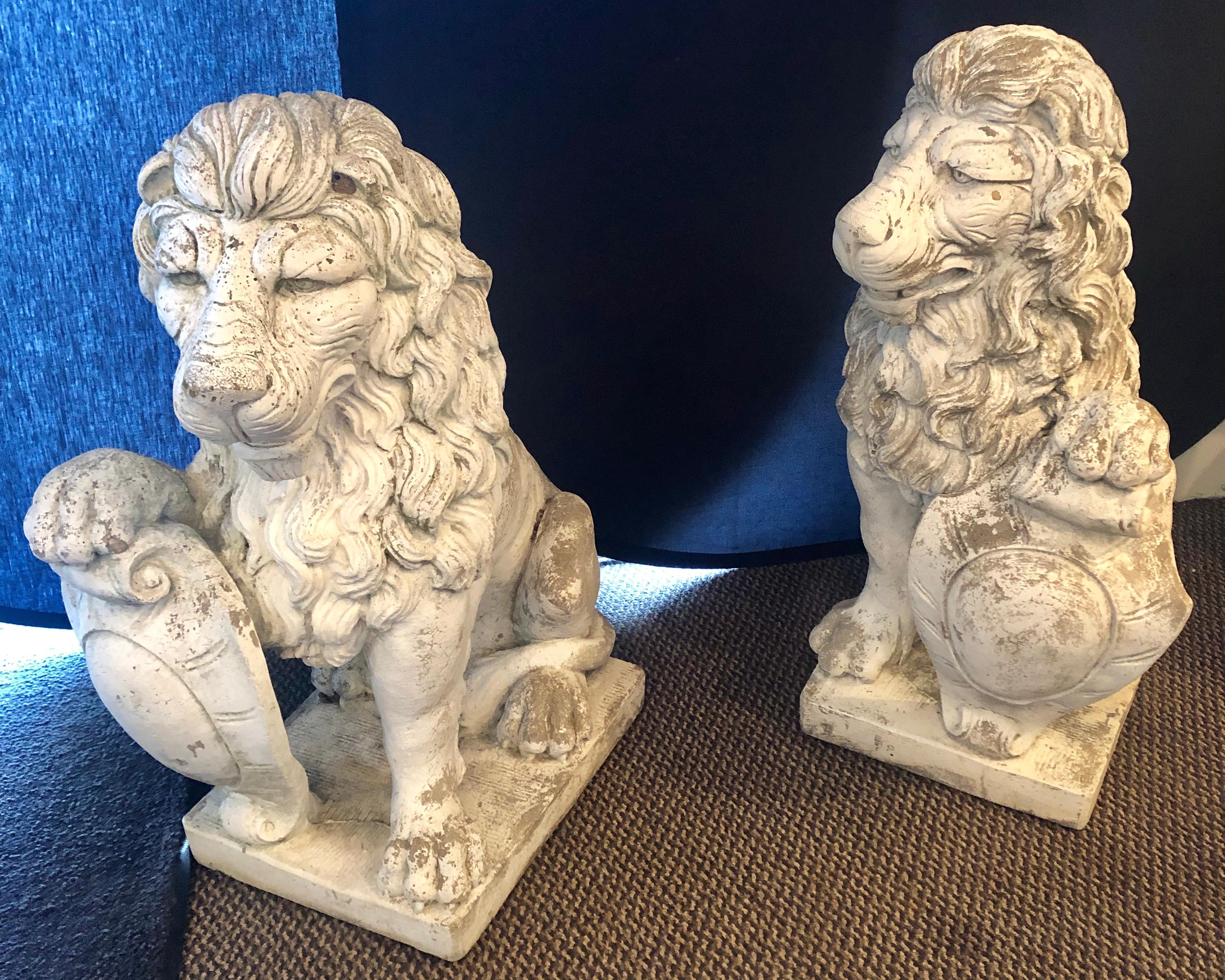 henri studio lion statue