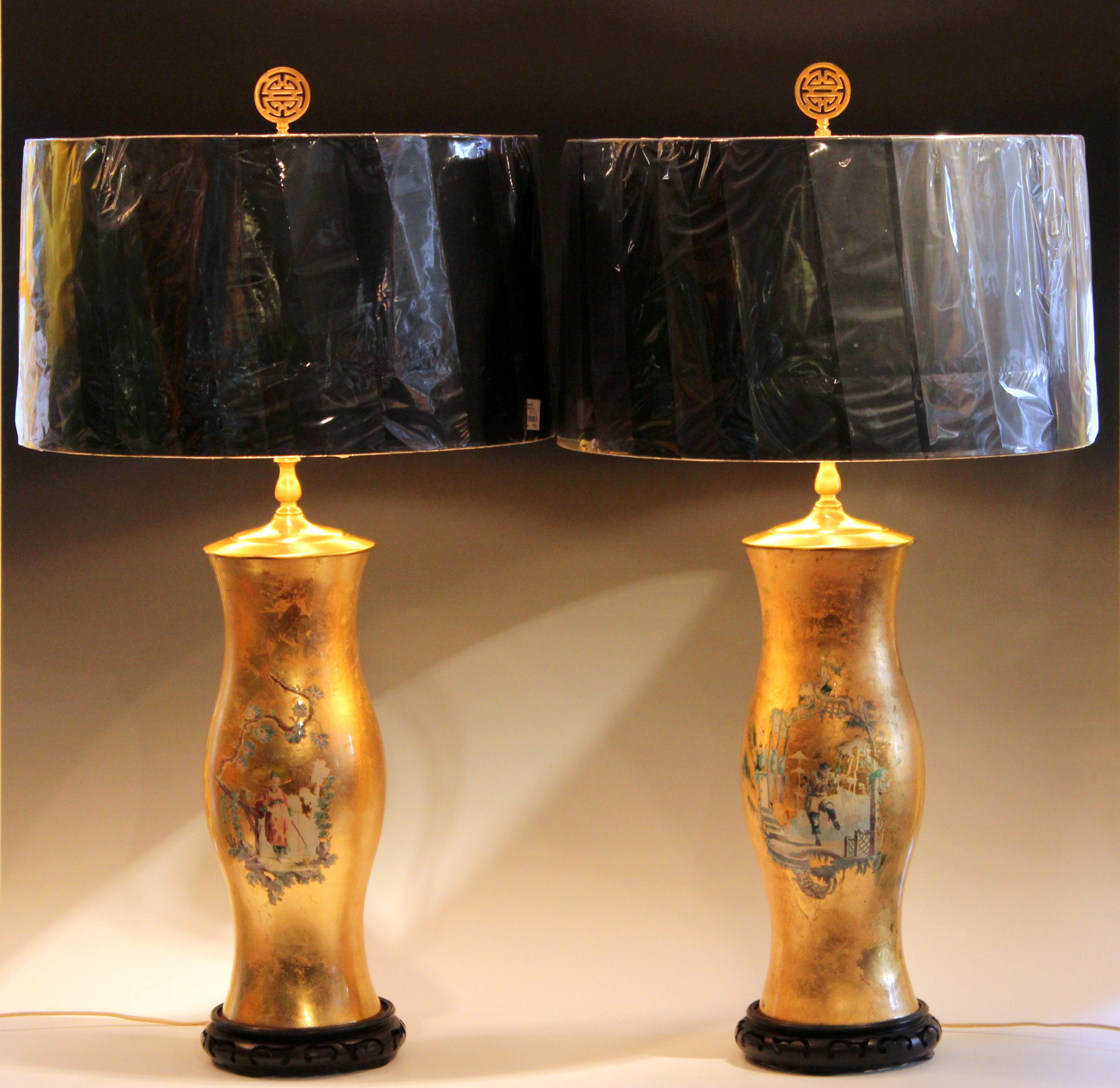 Pair of Large Eglomise Chinoiserie Gilt Decalcomania Vintage Vase Lamps im Angebot 3