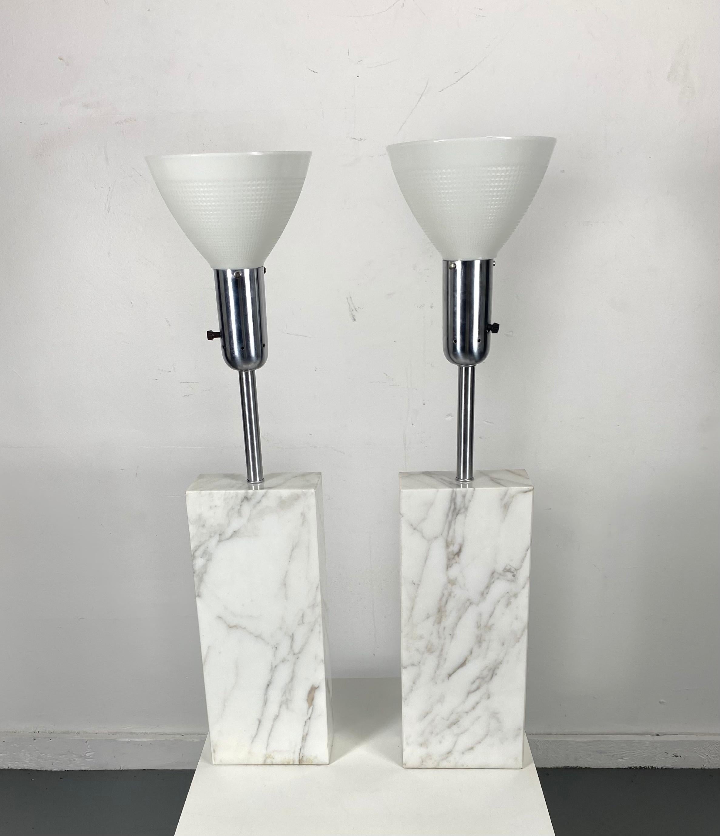 Mid-Century Modern Pair Large Elizabeth Kauffer Nessen Studios Marble Table Lamps For Sale