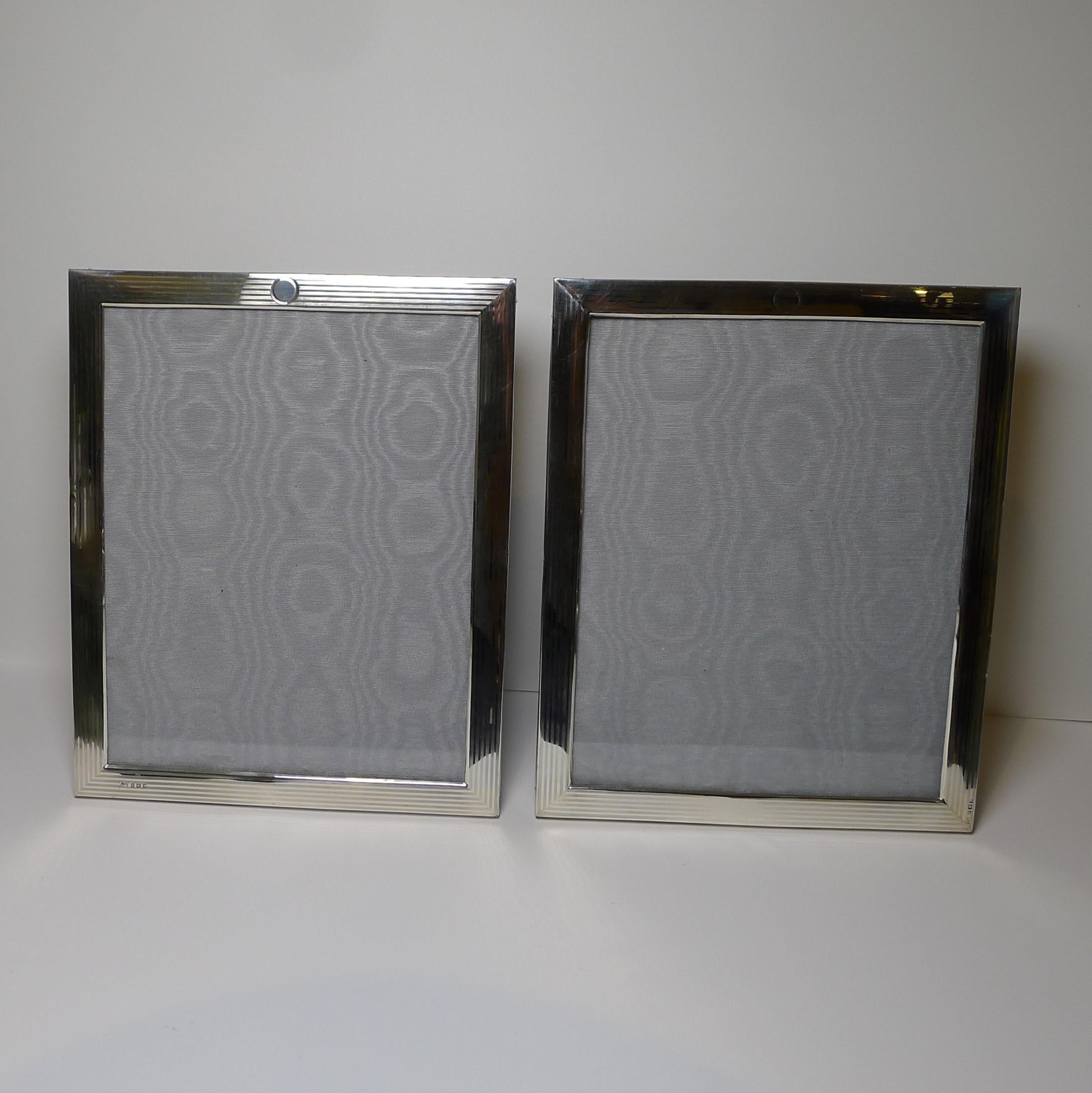 Early 20th Century Pair Large Engine Turned English Silver Photograph / Picture Frames, 1915 For Sale