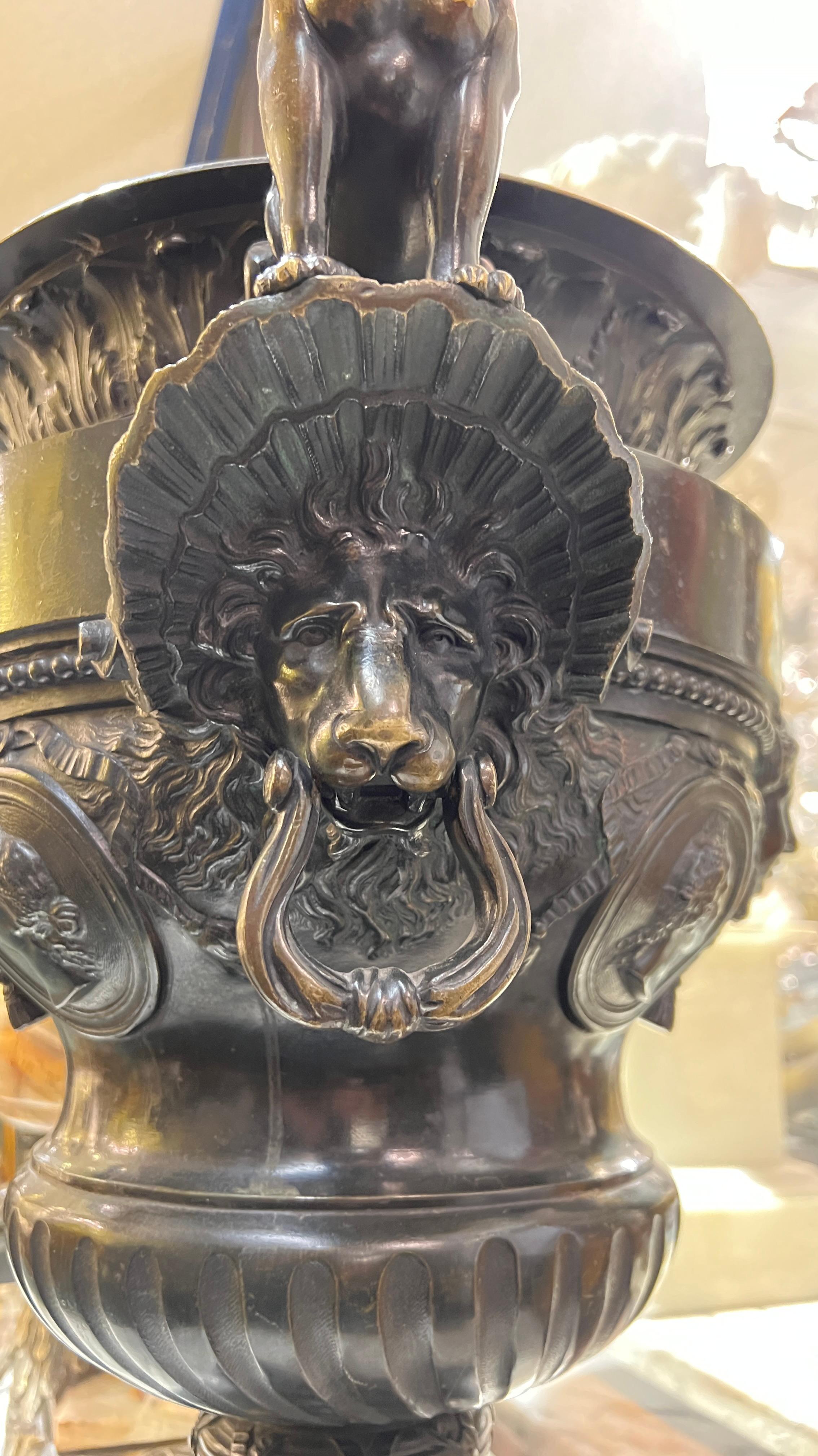 Paire de grandes jardinières françaises de style Empire égyptien par Eugene Cornu 2