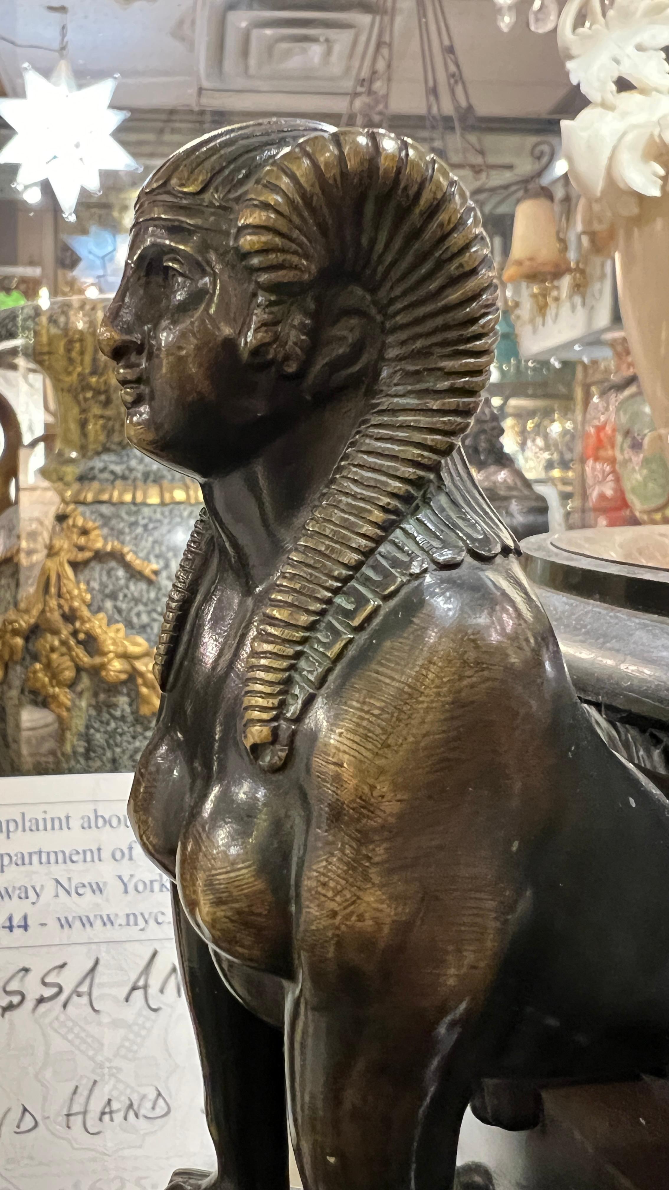 Paire de grandes jardinières françaises de style Empire égyptien par Eugene Cornu Bon état à New York, NY