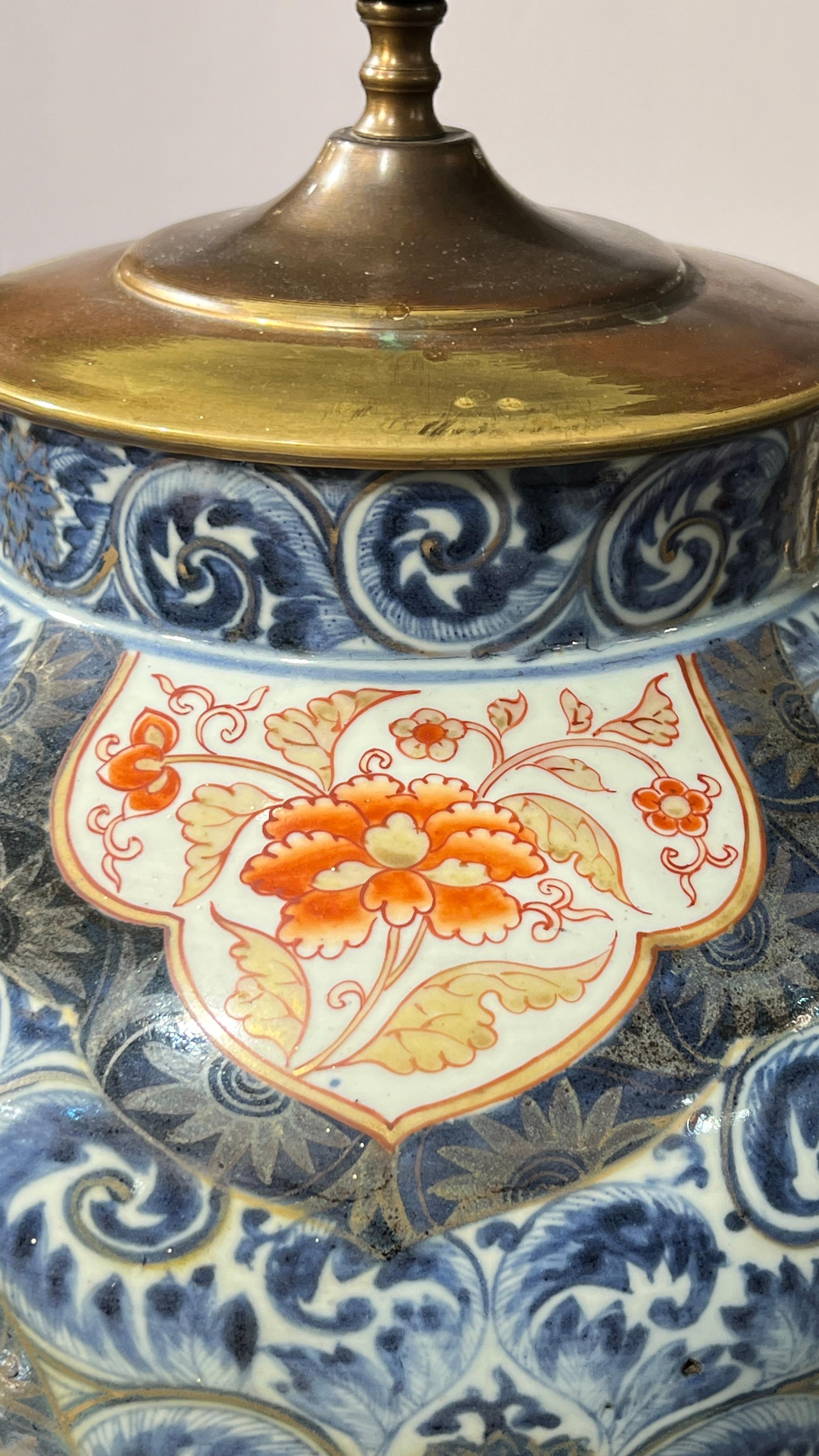 Pair Large Japanese Imari Porcelain Vase Form and Bronze Table Lamps For Sale 4