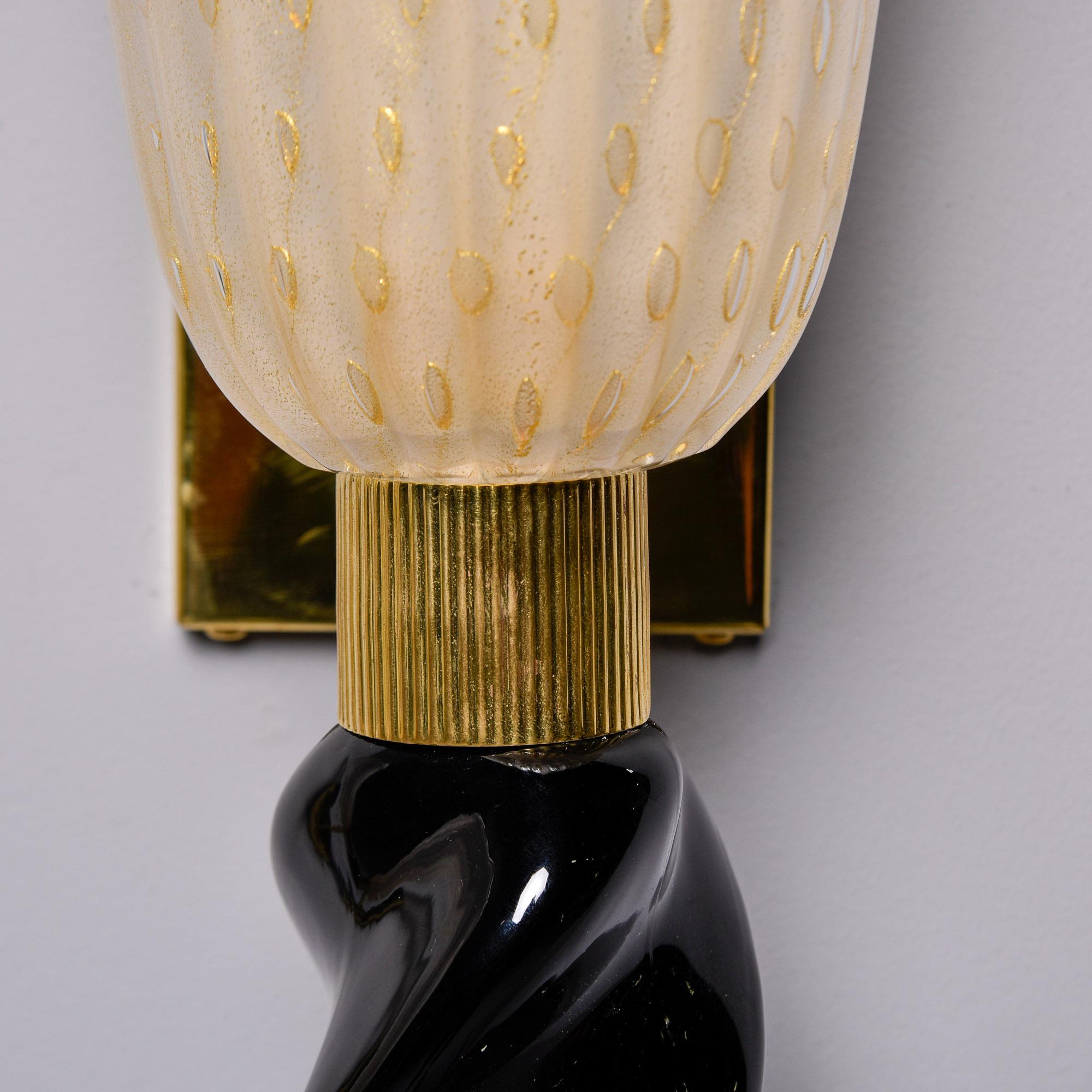 Paire de grandes appliques torchères Murano avec base en verre noir en vente 3