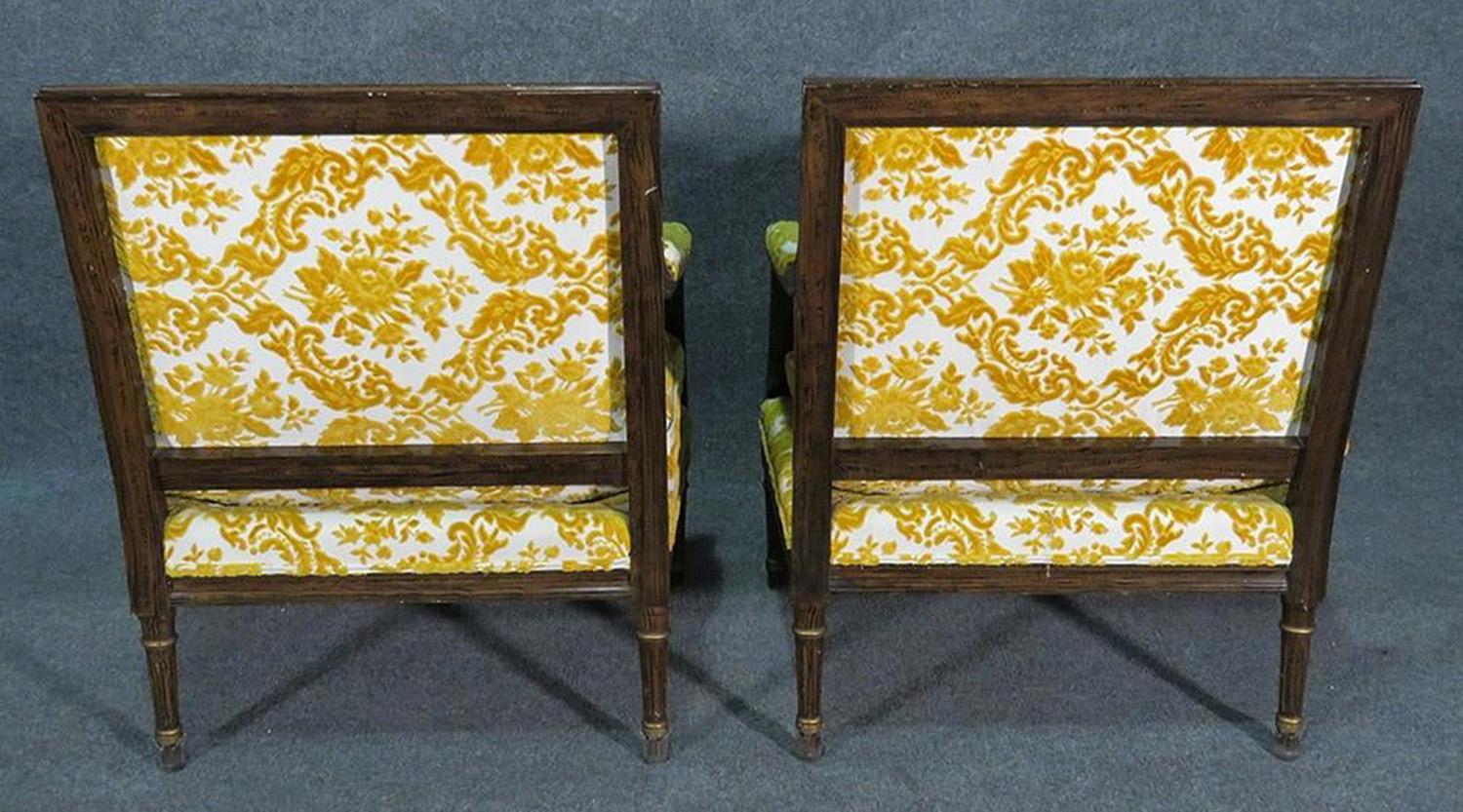Gilt painted accents. Upholstered. Made by Carlisle Upholsters, Inc. Measures: 35 1/8