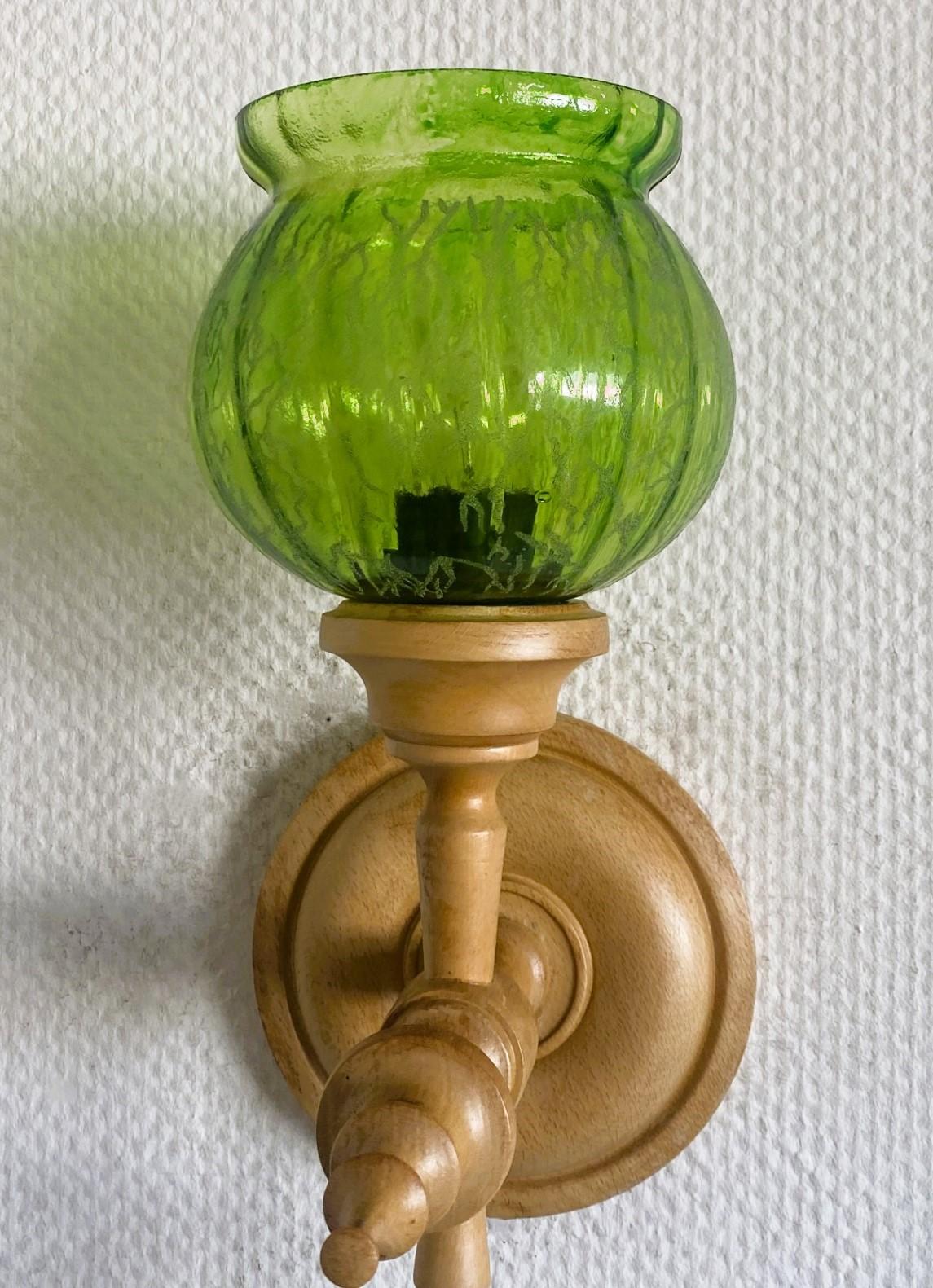 Schwedische Designer-Wandleuchter aus Kiefernglas, Schweden, 1960er Jahre, Paar im Angebot 7