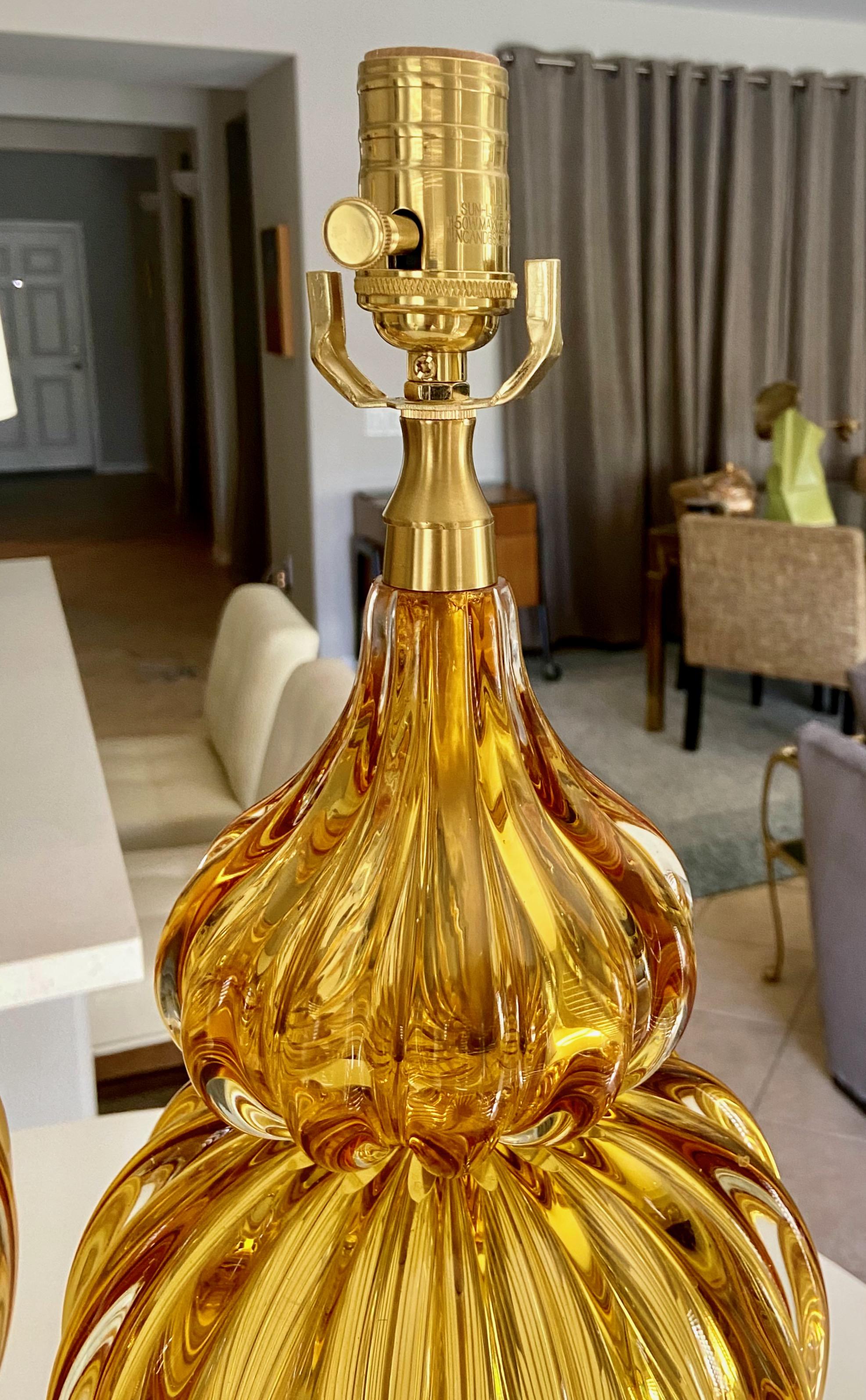 Paire de grandes lampes de table Seguso Murano en ambre doré en vente 9