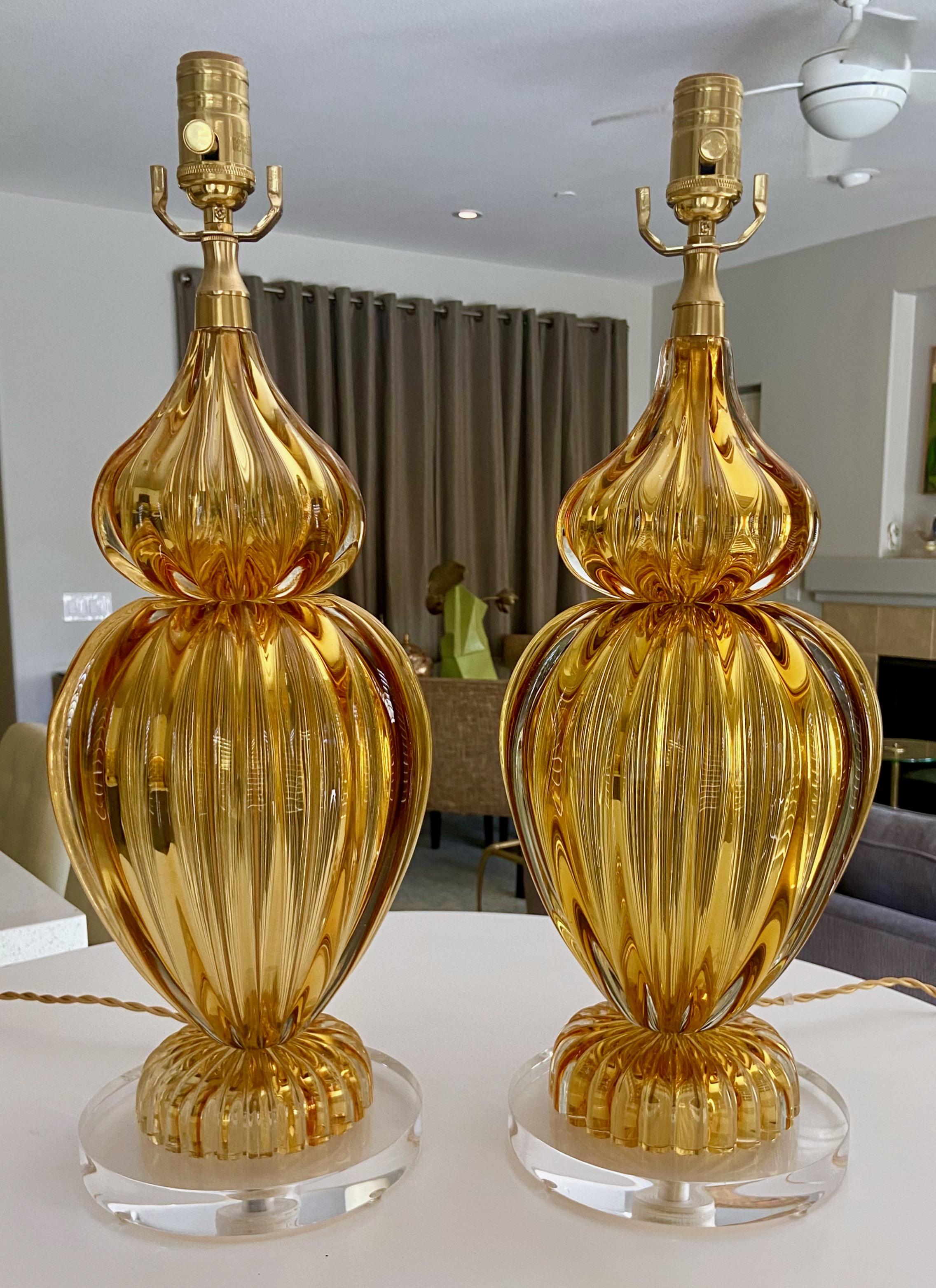 Paire de grandes lampes de table Seguso Murano en ambre doré en vente 11