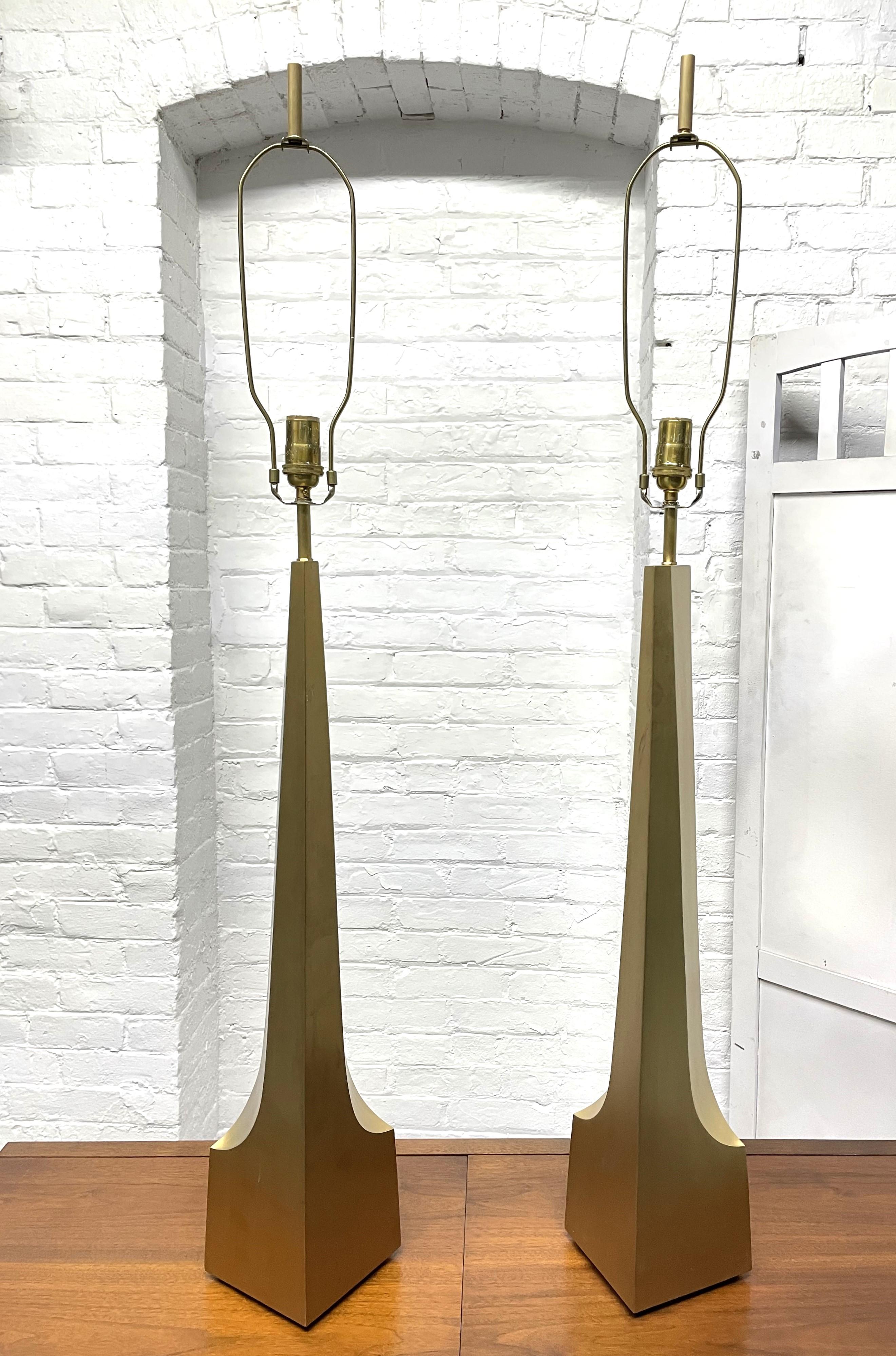 Pair Large Solid Bronze Sculptural Lamps In Good Condition For Sale In New York, NY