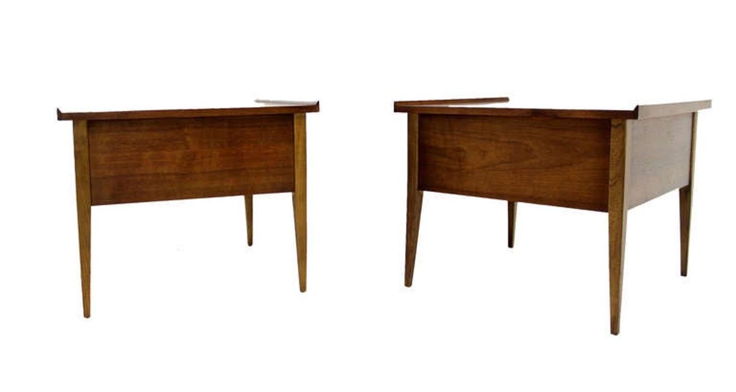Mid-20th Century Pair Large Square Raised Rolled Edge Danish Mid Century Modern Walnut End Tables For Sale