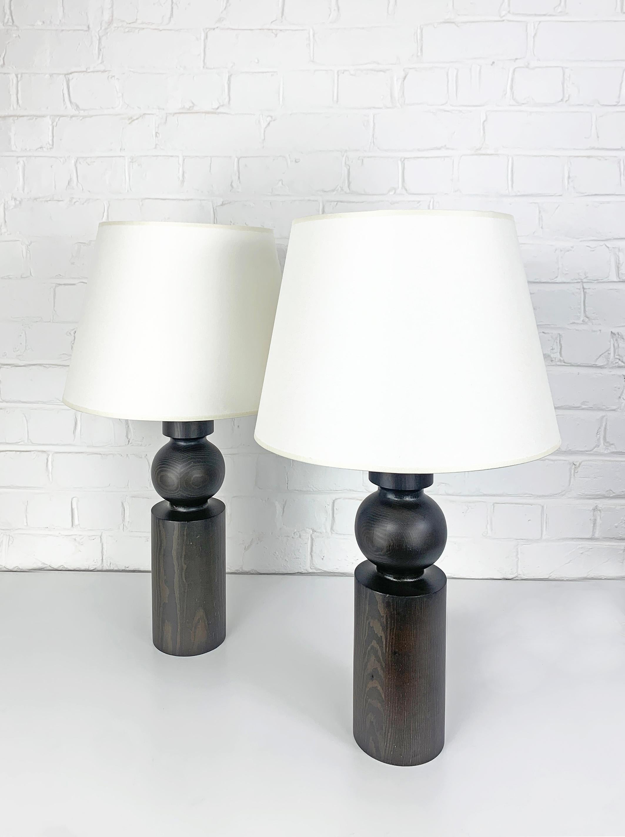 Pair large Table Lamps, Stained solid Pine, Uno Kristiansson, Luxus, Sweden For Sale 1