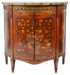 Paar französischer Beistellschränke mit Intarsien aus dem späten 18.