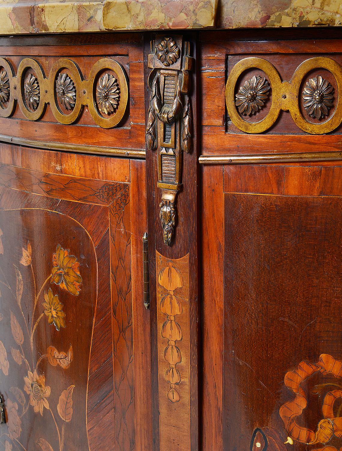 Kingwood Pair of Late 18th Century French Inlaid Side Cabinets For Sale
