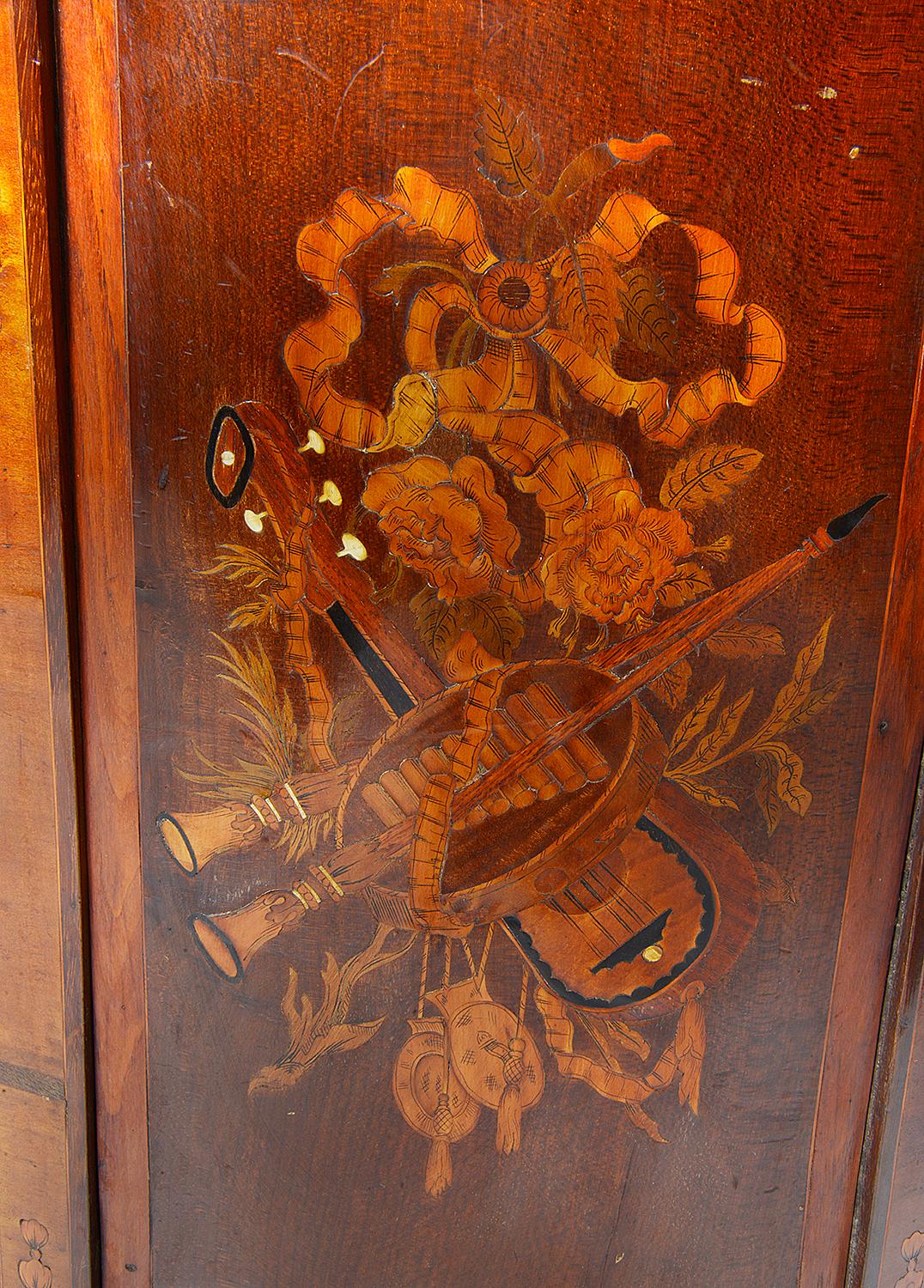 Pair of Late 18th Century French Inlaid Side Cabinets For Sale 1