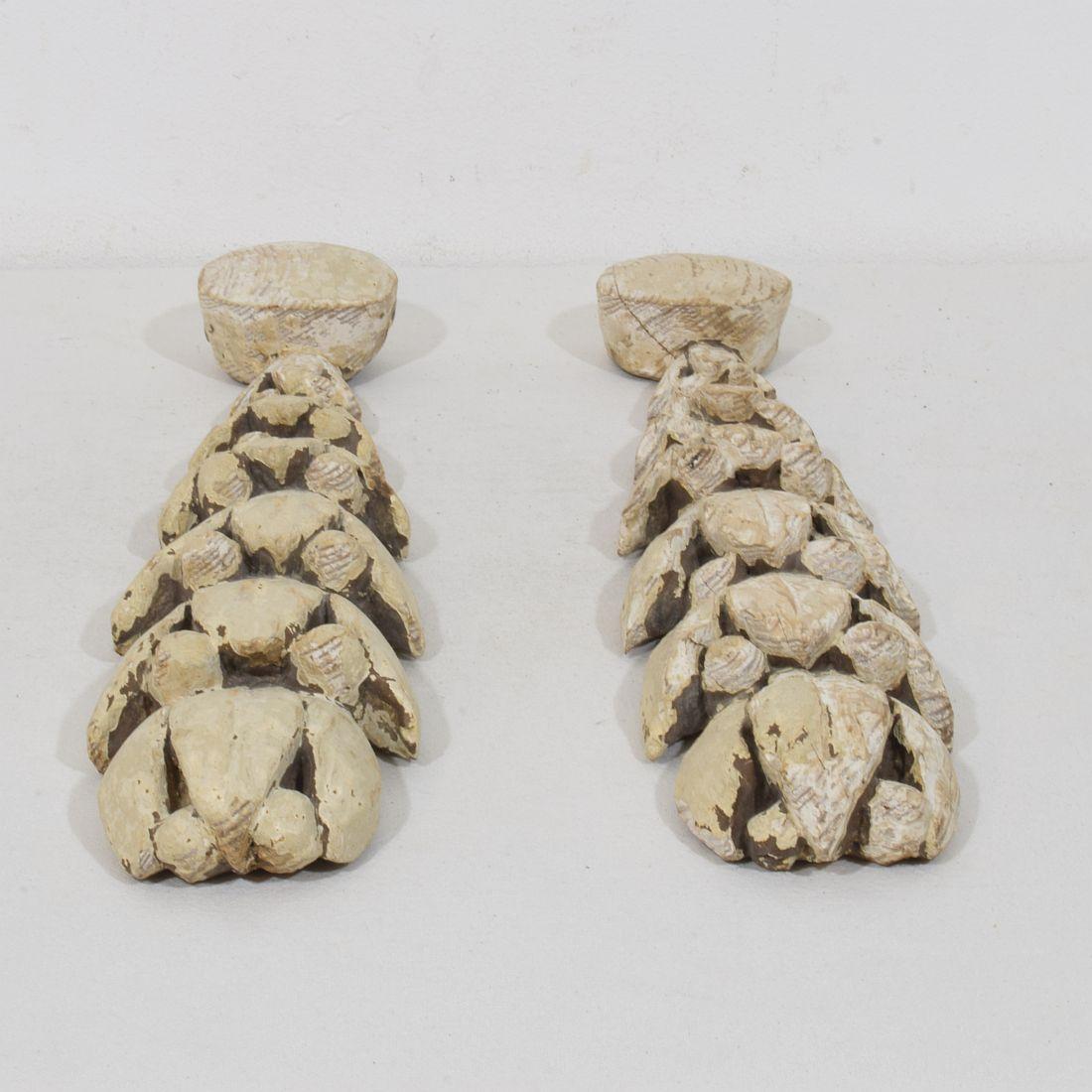 Pair Late 18th Century French Neoclassical Carved Wooden Ornaments For Sale 15