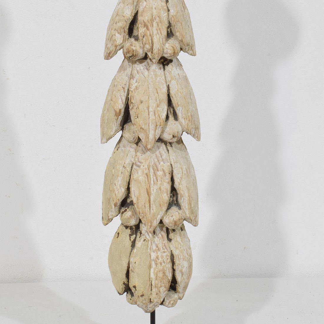 Pair Late 18th Century French Neoclassical Carved Wooden Ornaments For Sale 4
