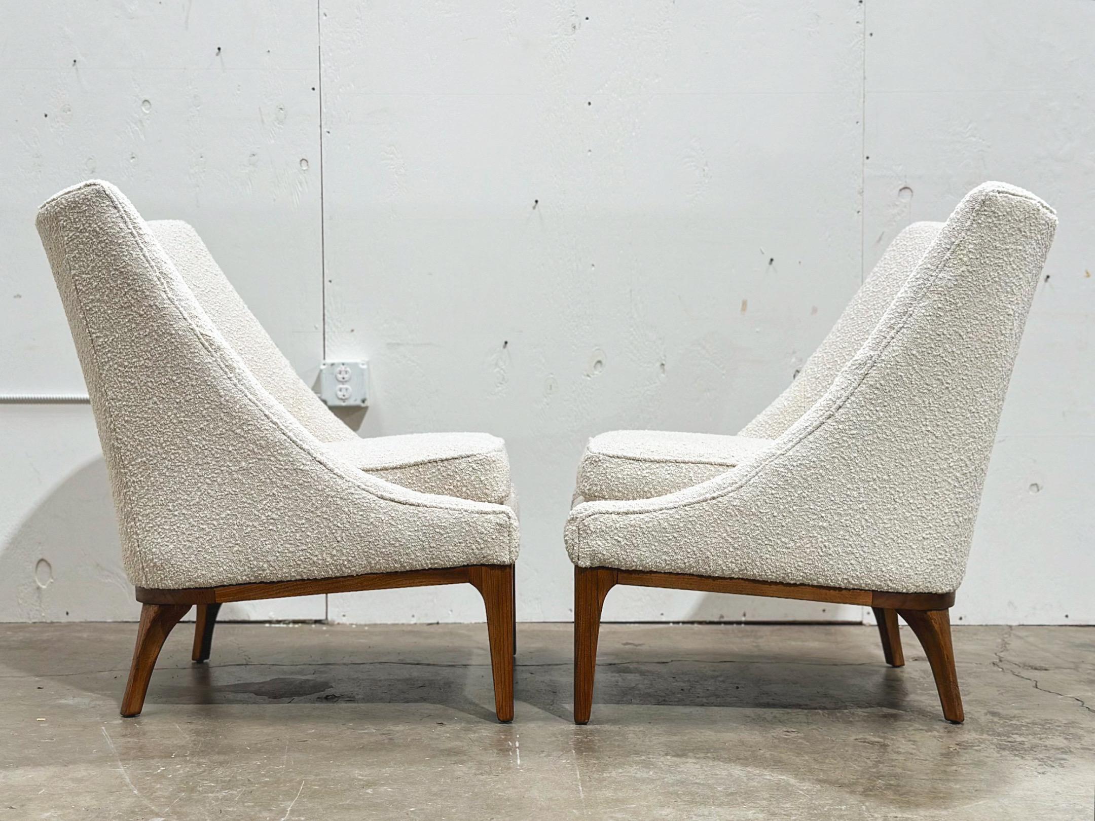Pair Lawrence Peabody Lounge Chairs - Richardson Nemschoff - White Boucle In Excellent Condition For Sale In Decatur, GA