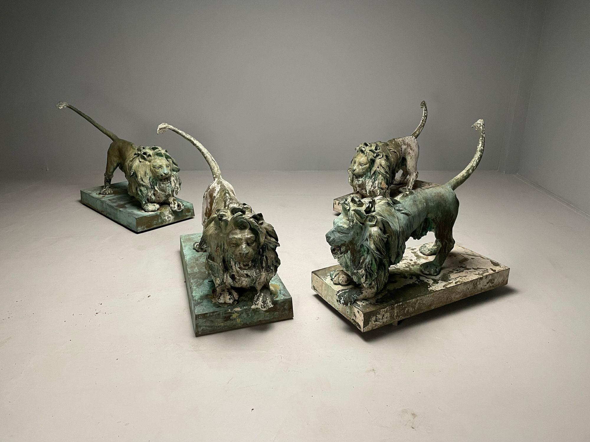 19th Century Lion Fountains, Lifesize Outdoor Statues, Patinated Bronze, England, 1860s For Sale