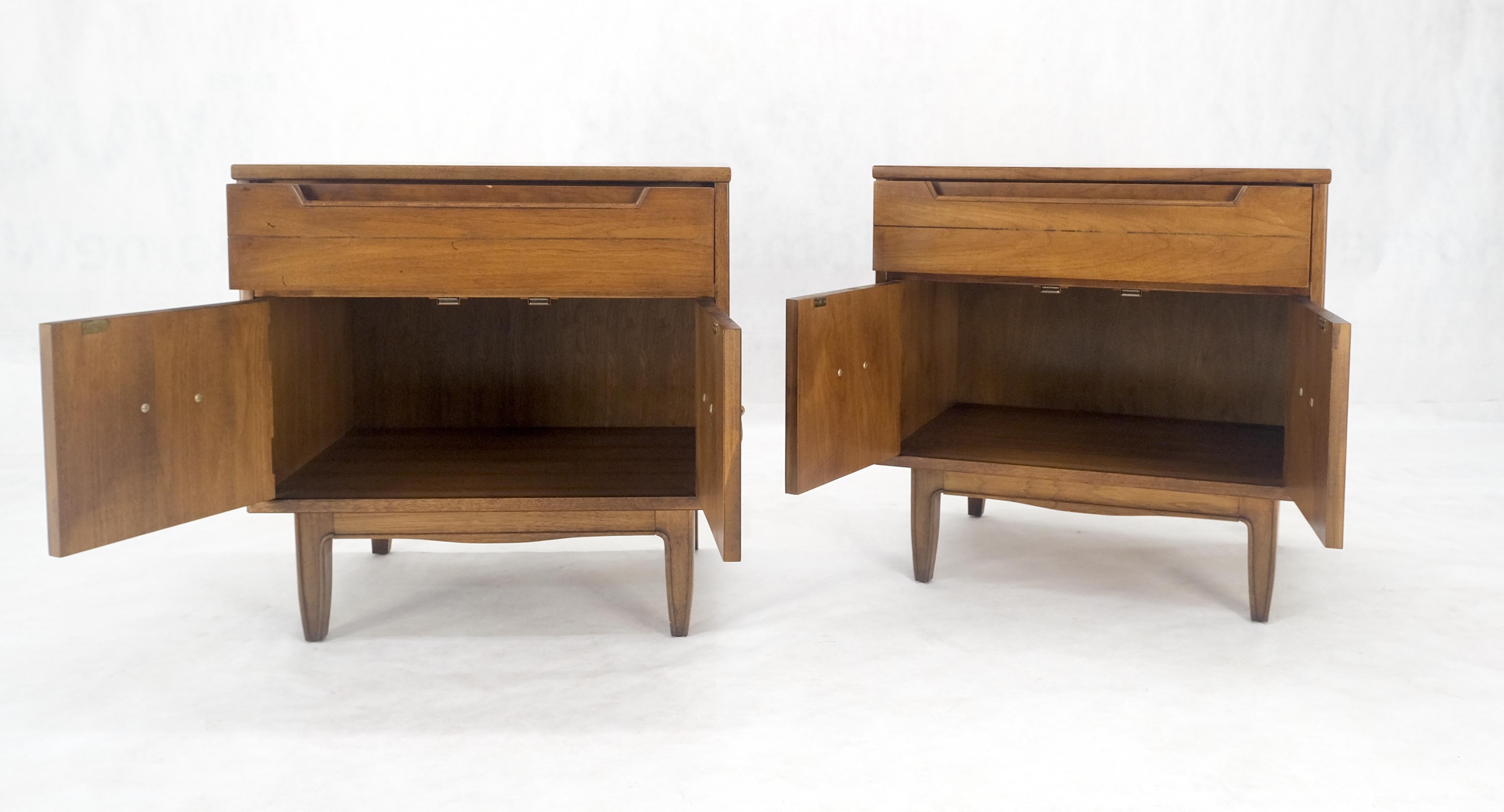 Pair Light Walnut One Drawer Two Doors Solid Brass Bucked Pulls Nightstands MINT For Sale 1