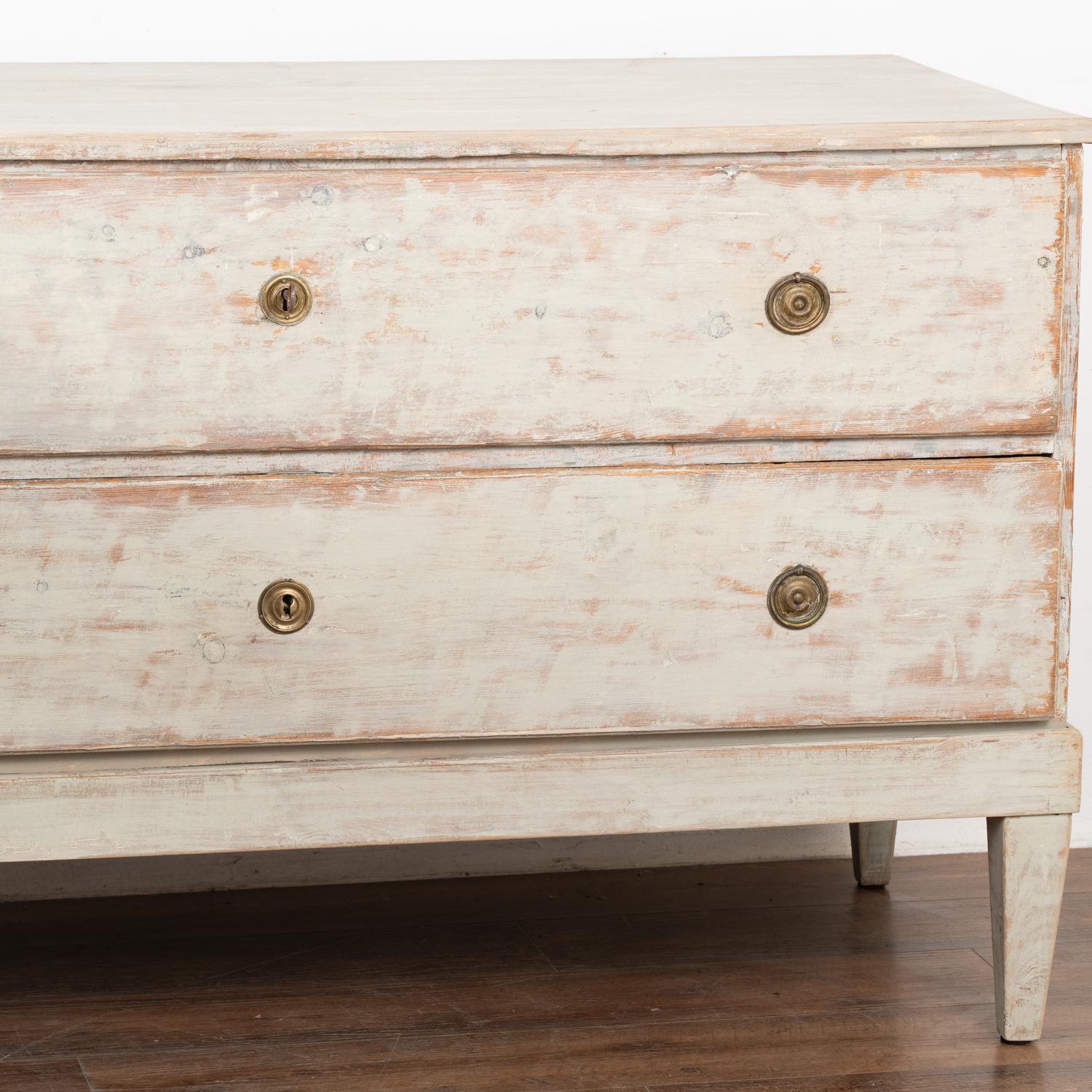 Swedish Pair, Long Gray Painted Pine Chests of Two Drawers, Sweden circa 1800-40 For Sale