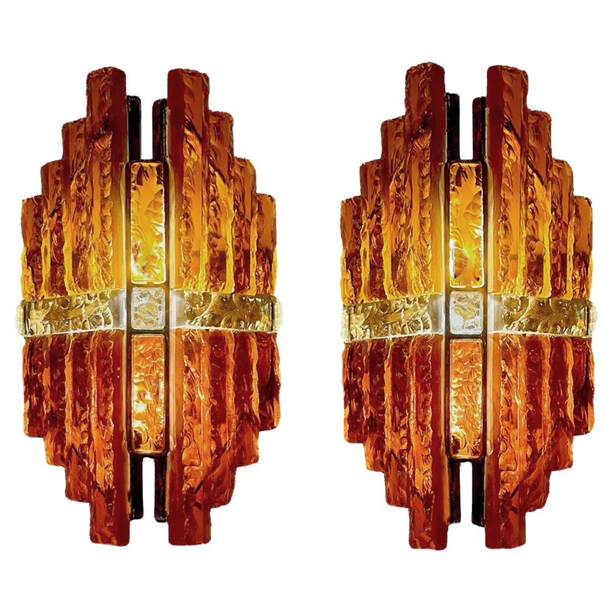 Paar Longobard Bernstein und Topas gehämmert Murano Glas und Schmiedeeisen Wandleuchter