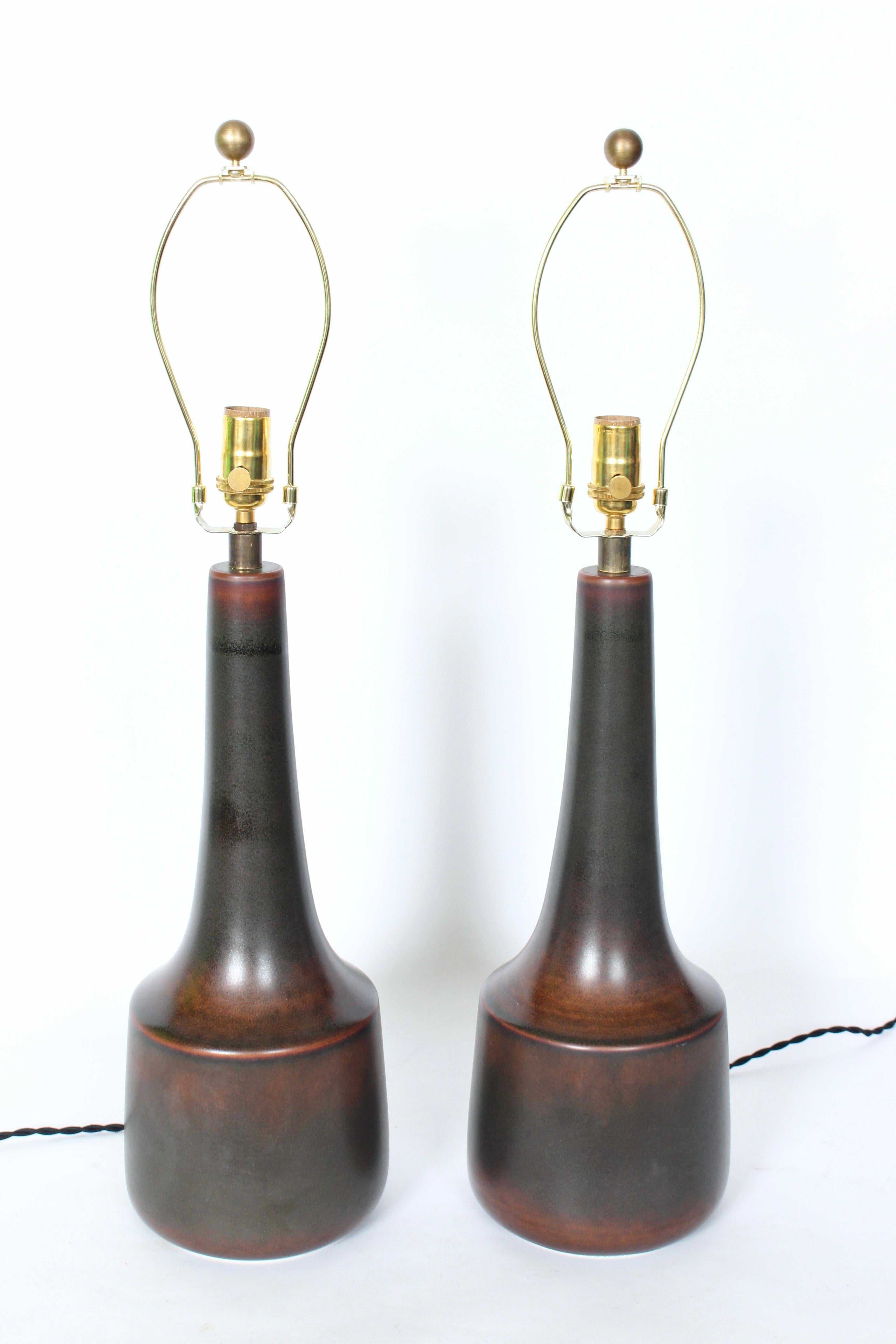 Pair Lotte & Gunnar Bostlund Dark Green & Chestnut Stoneware Table Lamps, 1970's 12