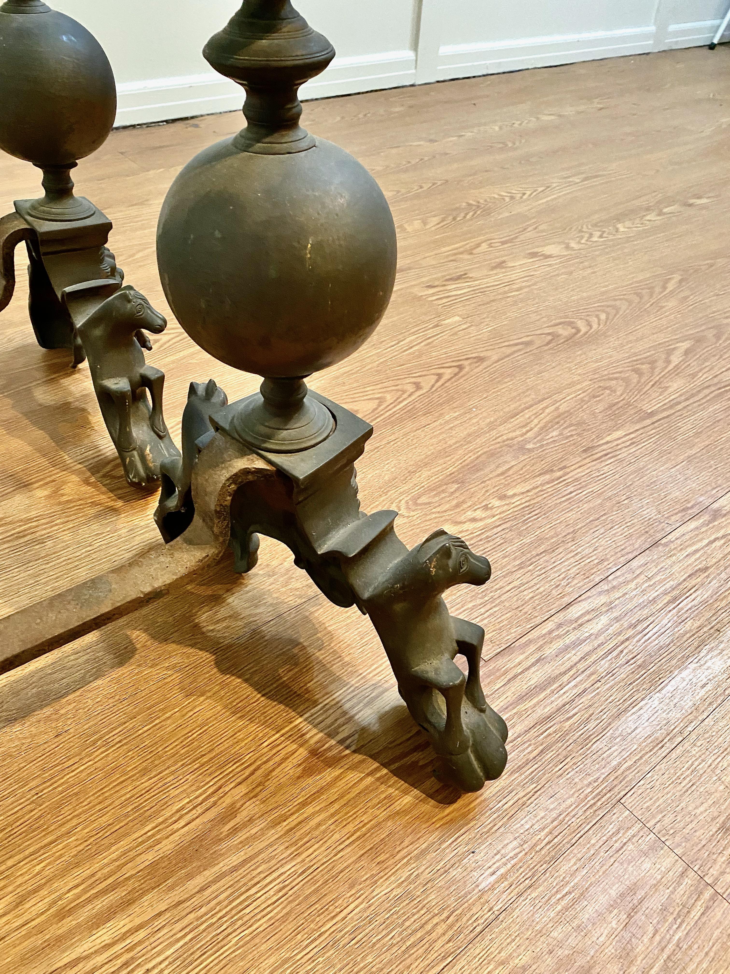 Coppia di androni in bronzo in stile Luigi XIV in vendita 2
