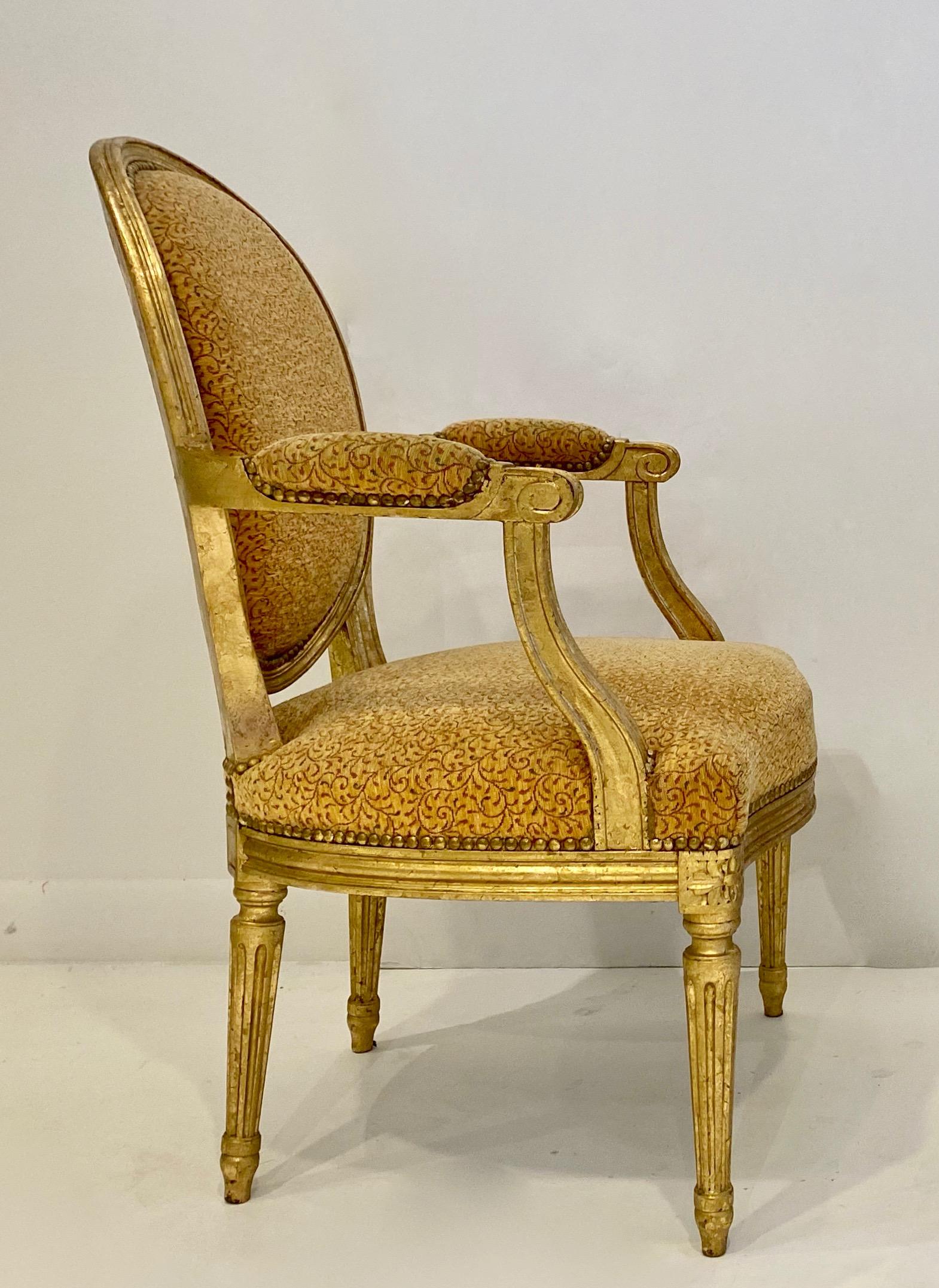 Pair of Louis XV Style Giltwood Fauteuils In Good Condition In New York, NY