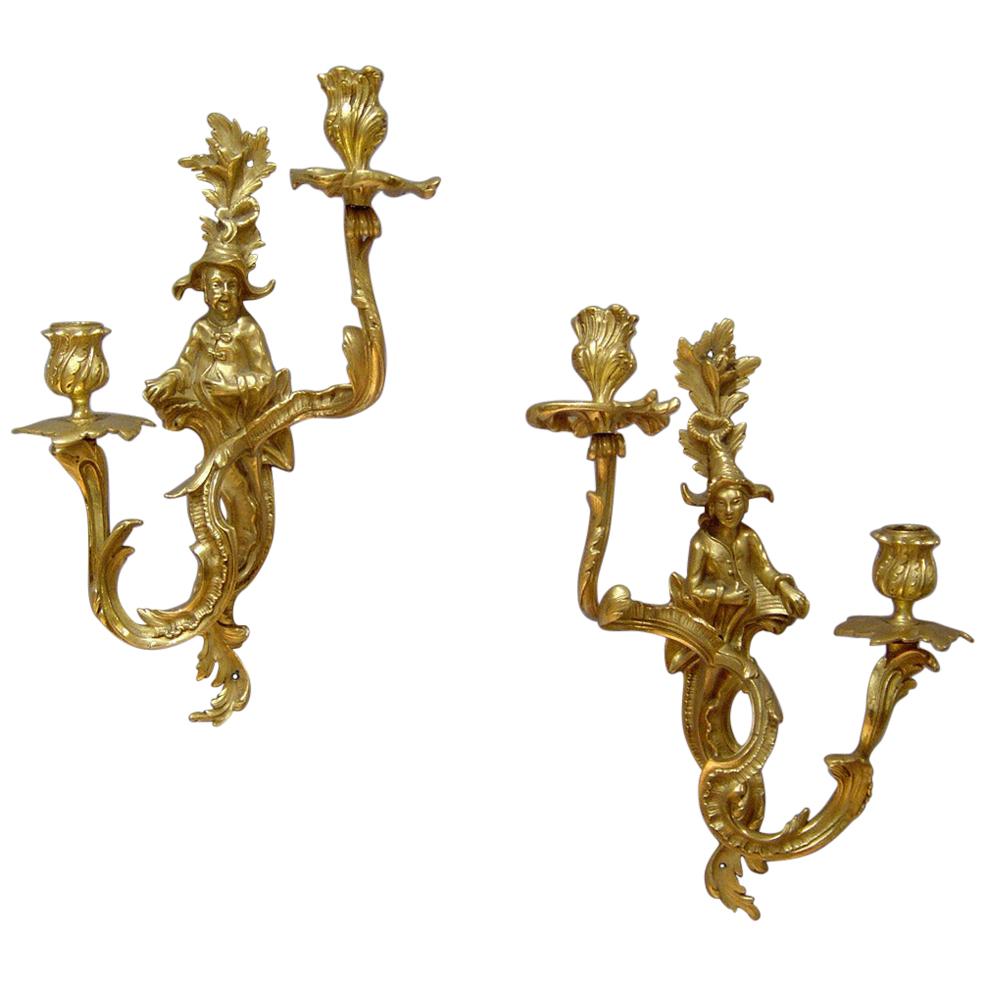 Paire d'appliques de style Louis XV Transitionnel en bronze doré Chinoiserie