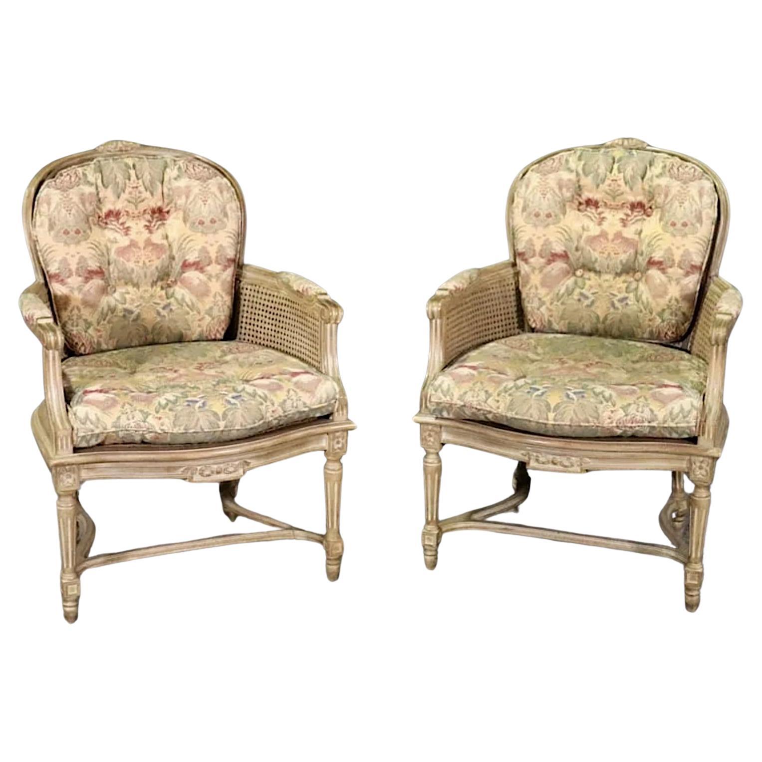 Paar Louis XVI-Sessel  im Angebot