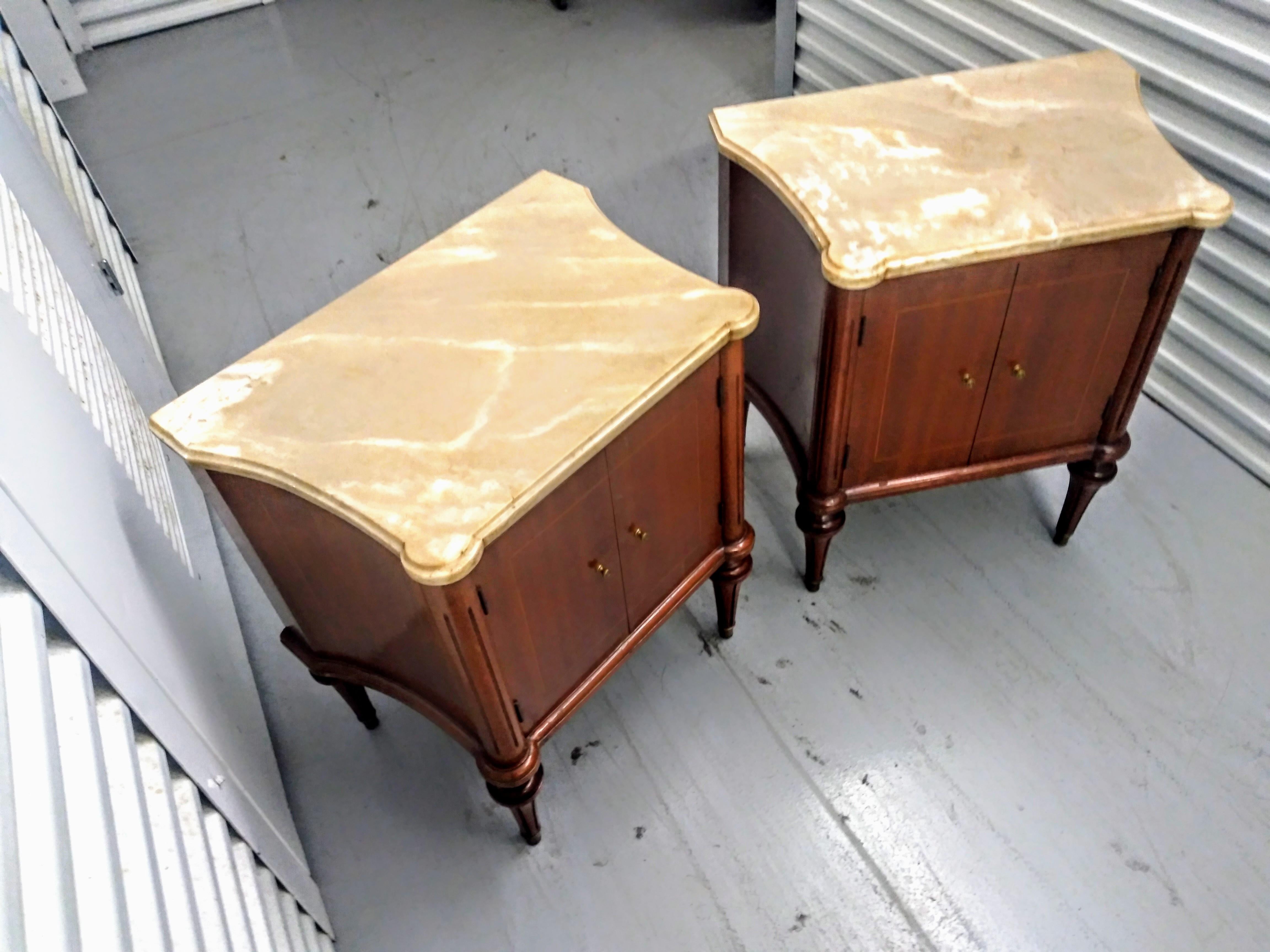 Pair Louis XVI Directoire Style Marble Top Commode Nightstands In Good Condition For Sale In Pasadena, TX