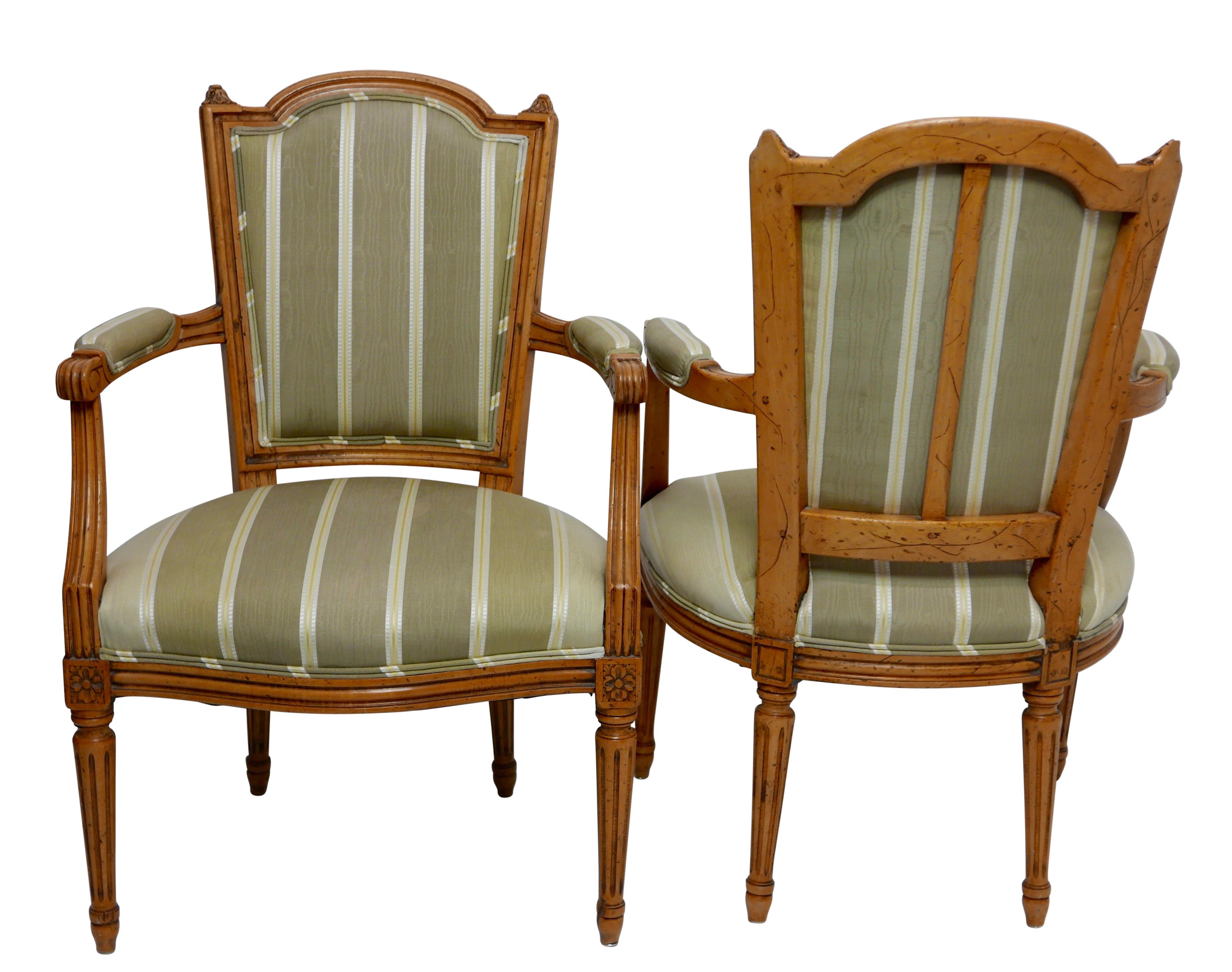 Pair of Louis XVI Fauteuils Armchairs with Carved Frames, French, circa 1800 In Good Condition In San Francisco, CA