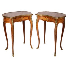 Paire de tables d'appoint Louis XVI incrustées, vers 1900