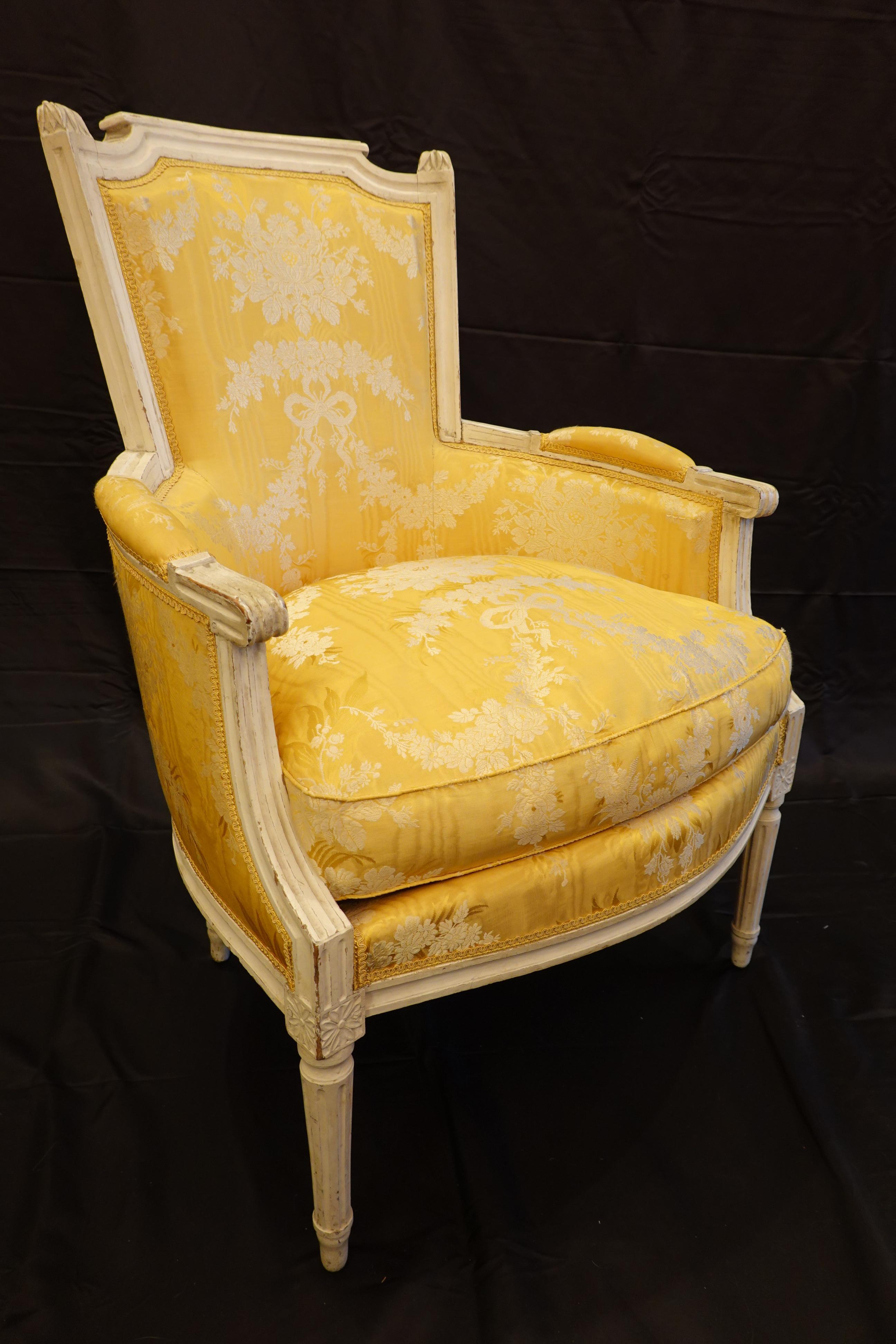 Pair of Louis XVI Period Bergères in Yellow Silk Lampas Fabric 1