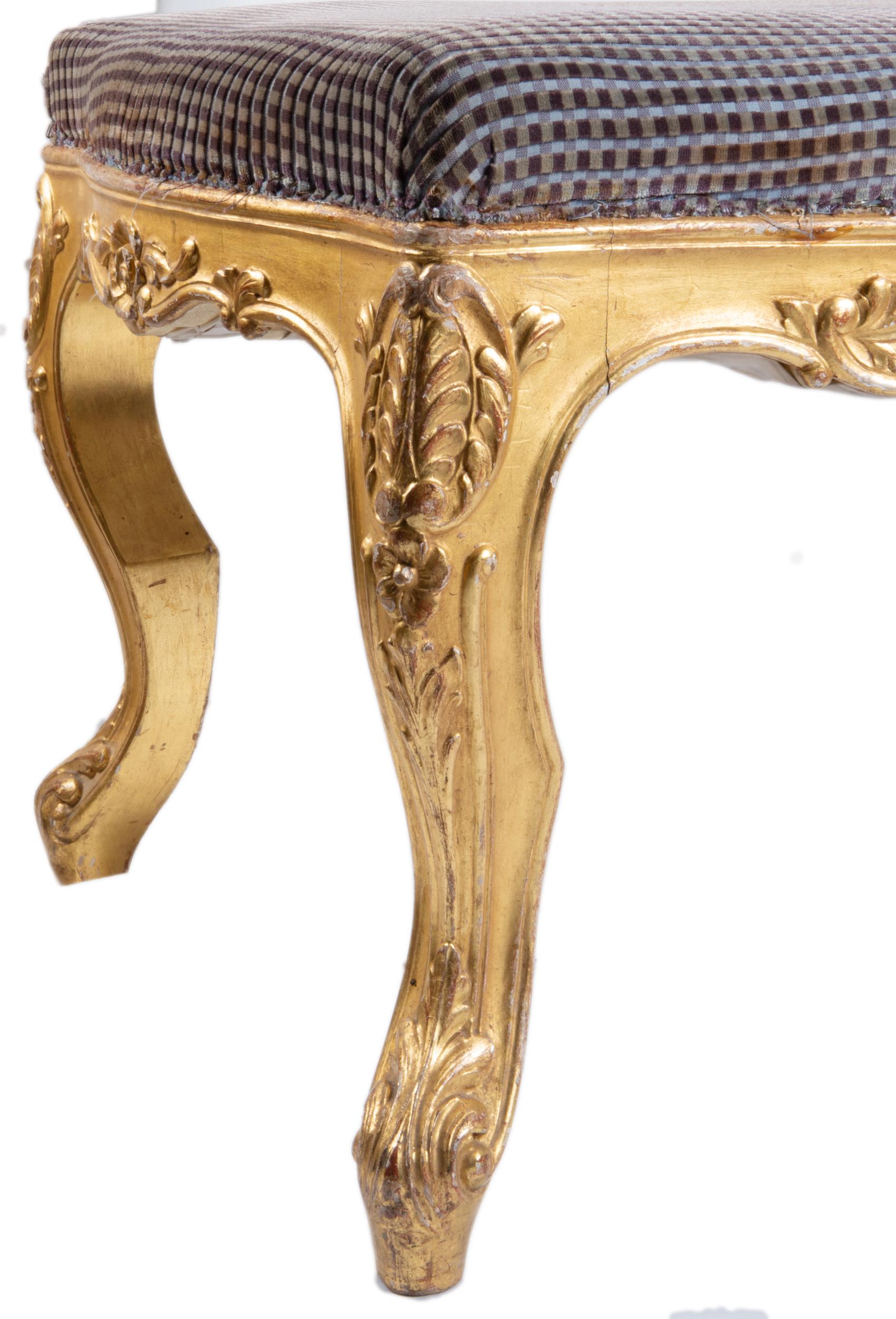 Pair of Louis XVI Style Carved Giltwood Stools, circa 1920 For Sale 6