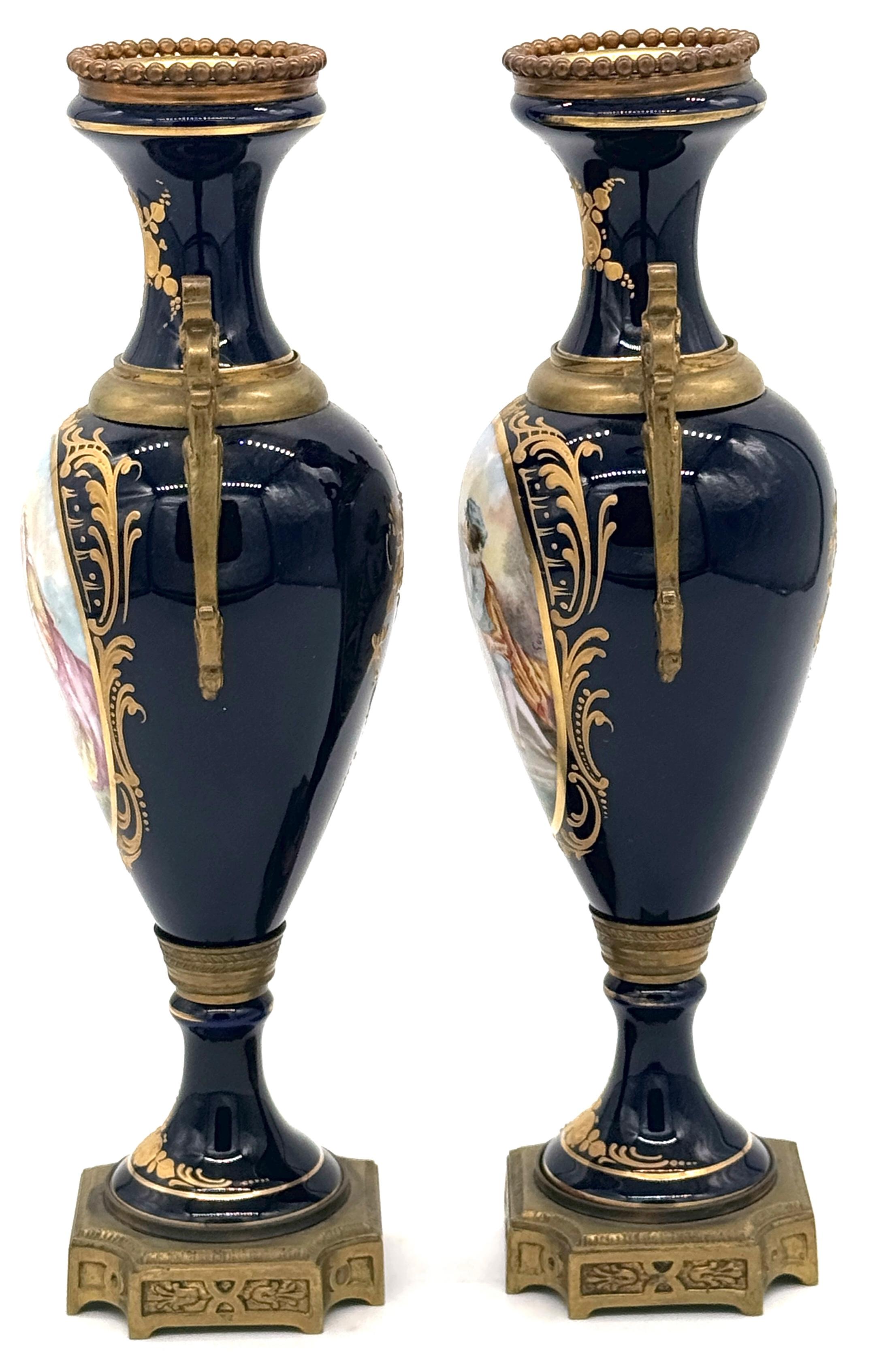 Pair Louis XVI Style Cobalt  Sevres Style Ormolu Mounted Vases in vendita 3
