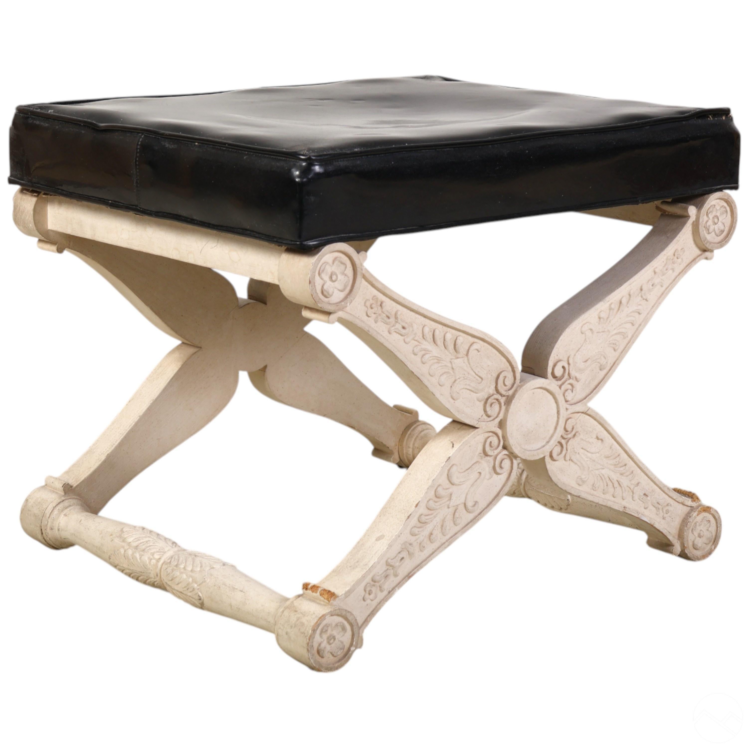 Paar Louis XVI Stil Curule Hocker (20. Jahrhundert) im Angebot