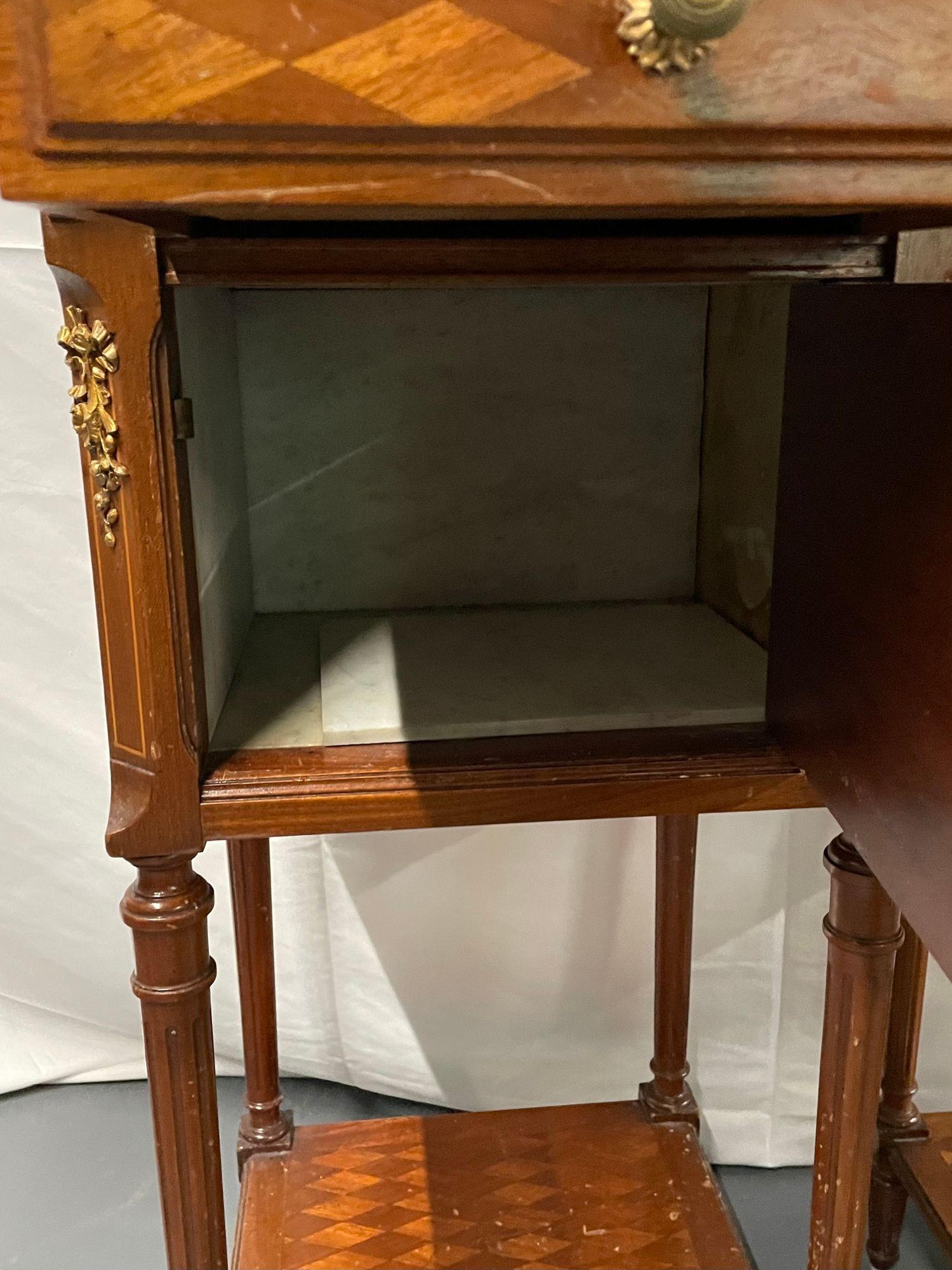 Pair Louis XVI Style End, Bedside Tables, Humidor Interiors, Parquetry Inlaid In Good Condition In Manhasset, NY
