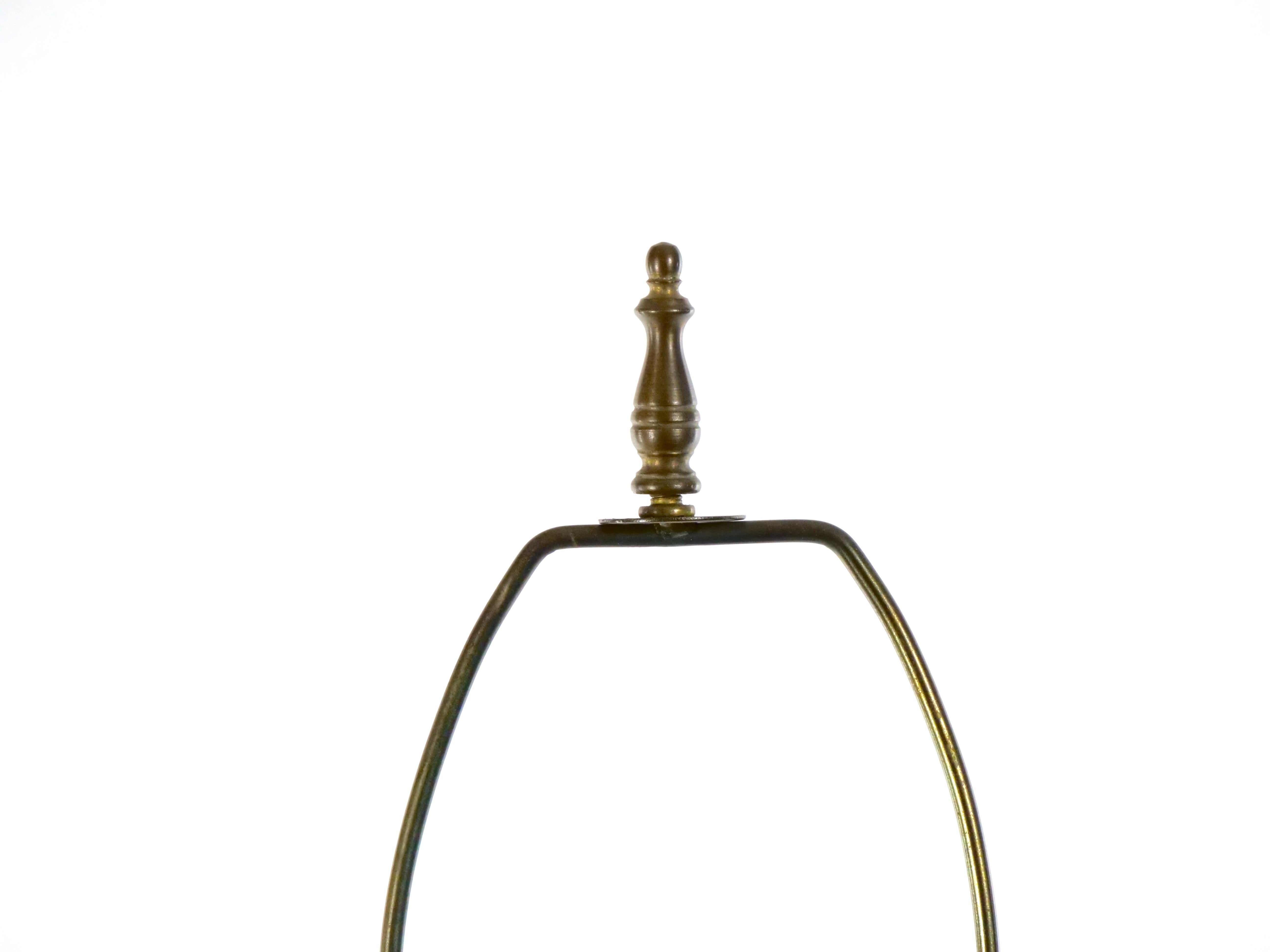 Paar Louis XVI Stil Französisch Porzellan Tischlampe im Angebot 6